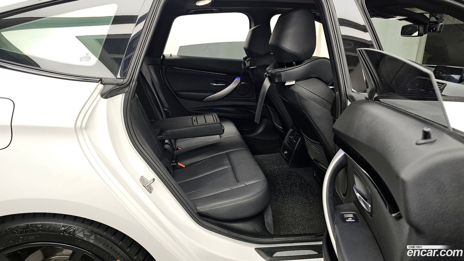 Main__Slider__Photo:Gran Turismo BMW 2020.7-11