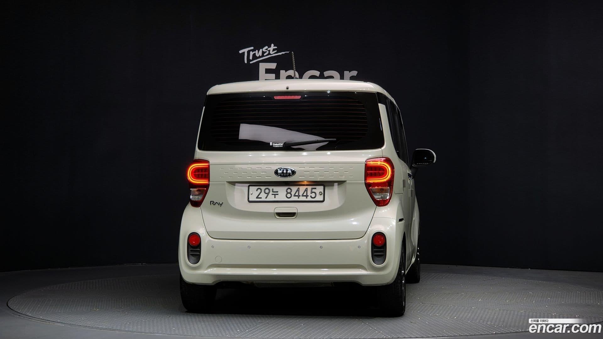 Main__Slider__Photo:RAY Kia 2018.11-3