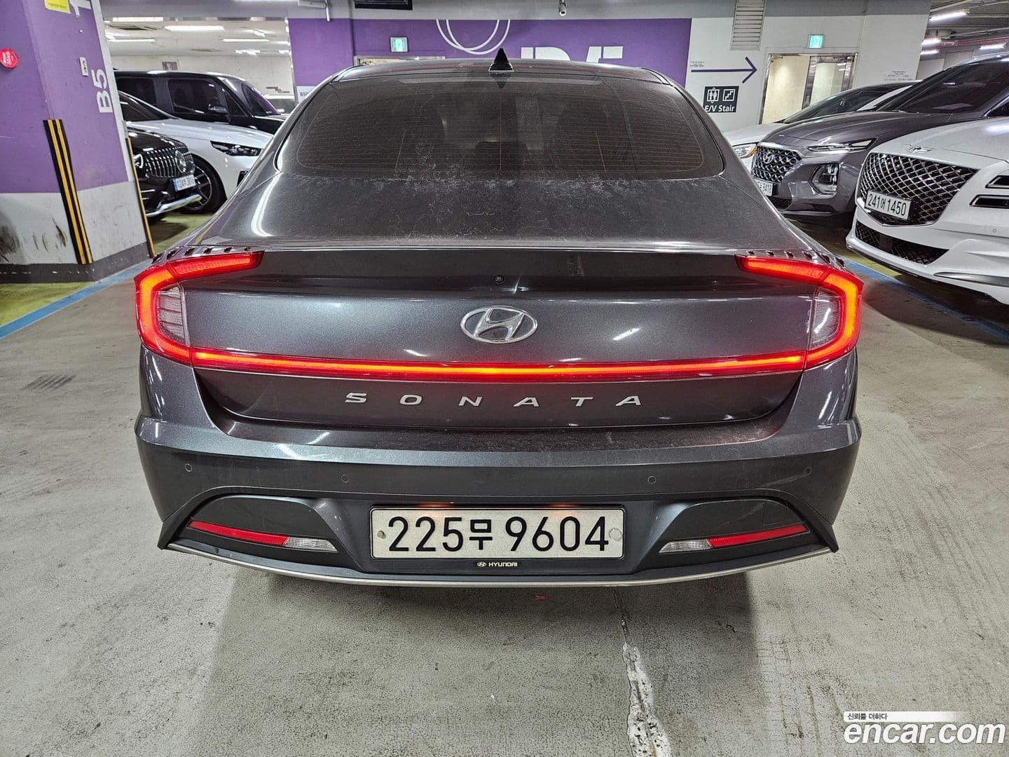 Main__Slider__Photo:Sonata Hyundai 2019.11-3