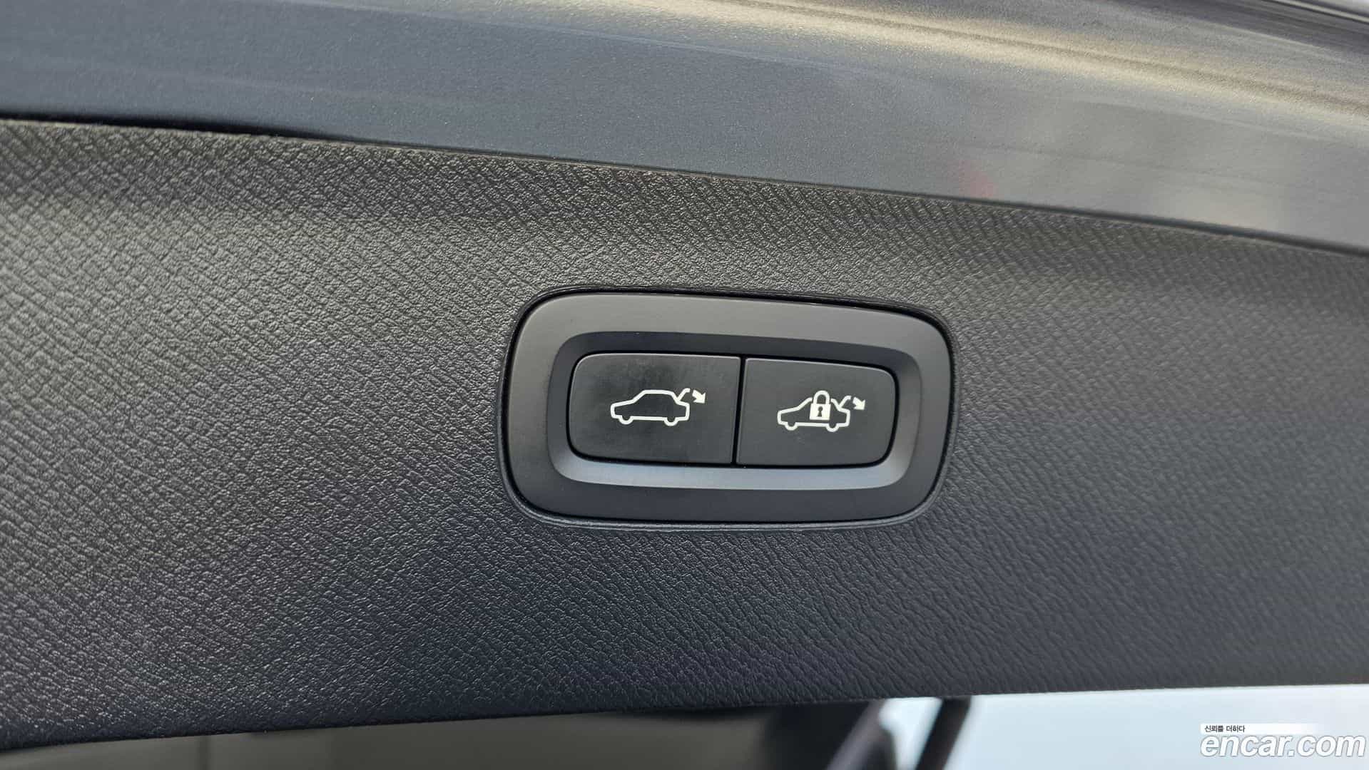 XC90 Volvo 2019.3-OPTION-024