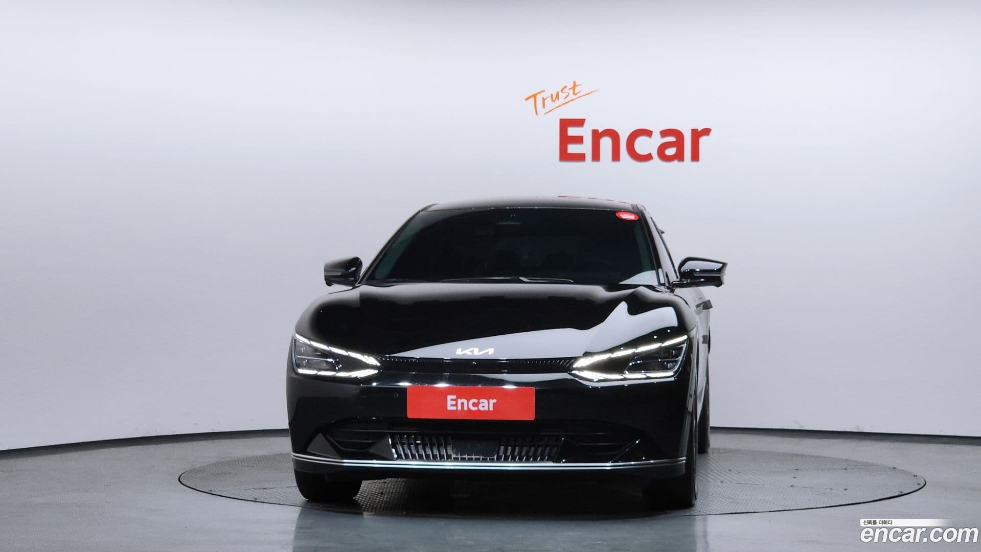 Main__Slider__Photo:EV6 Kia 2022.8-2