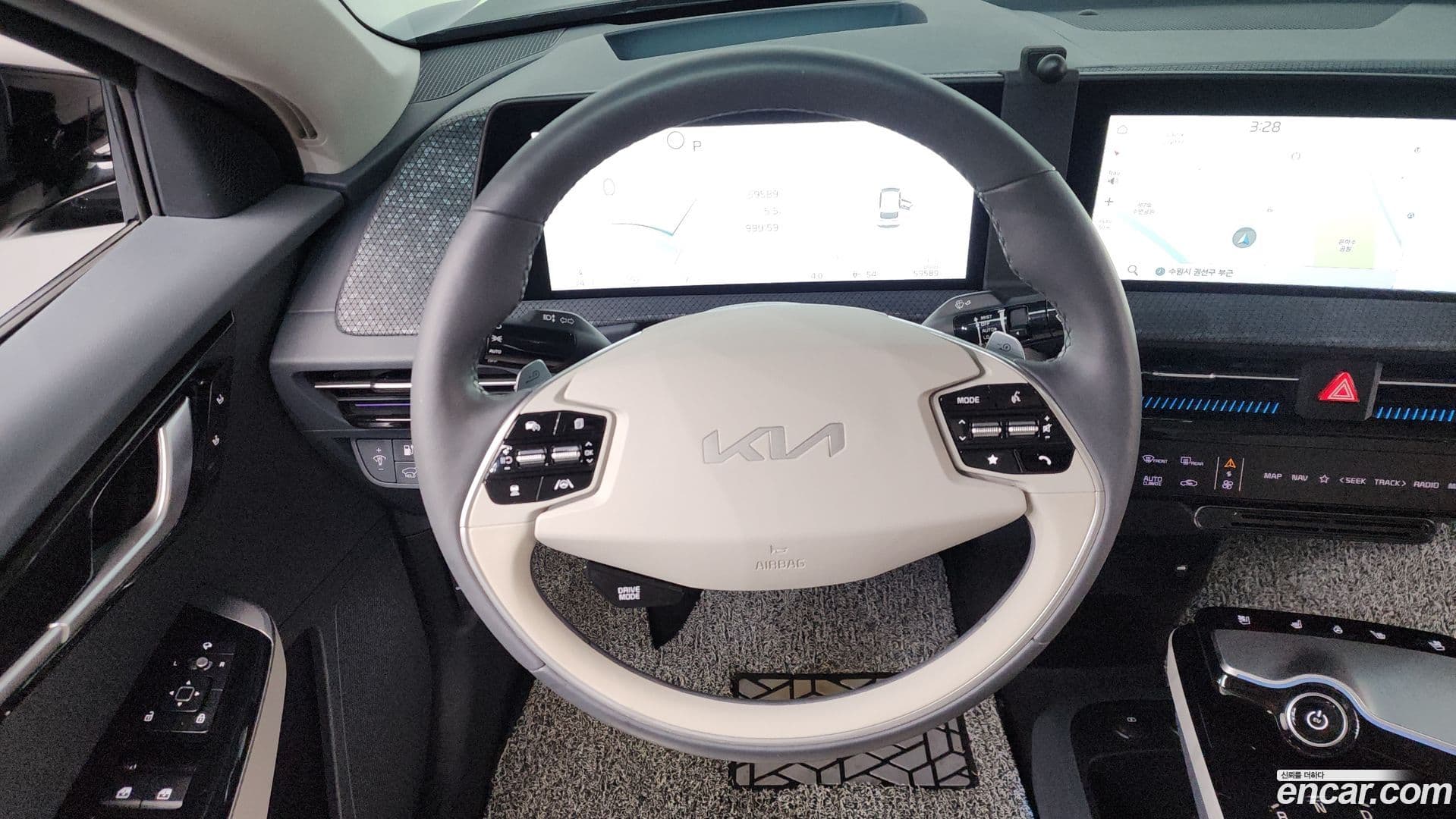 Main__Slider__Photo:EV6 Kia 2022.8-12