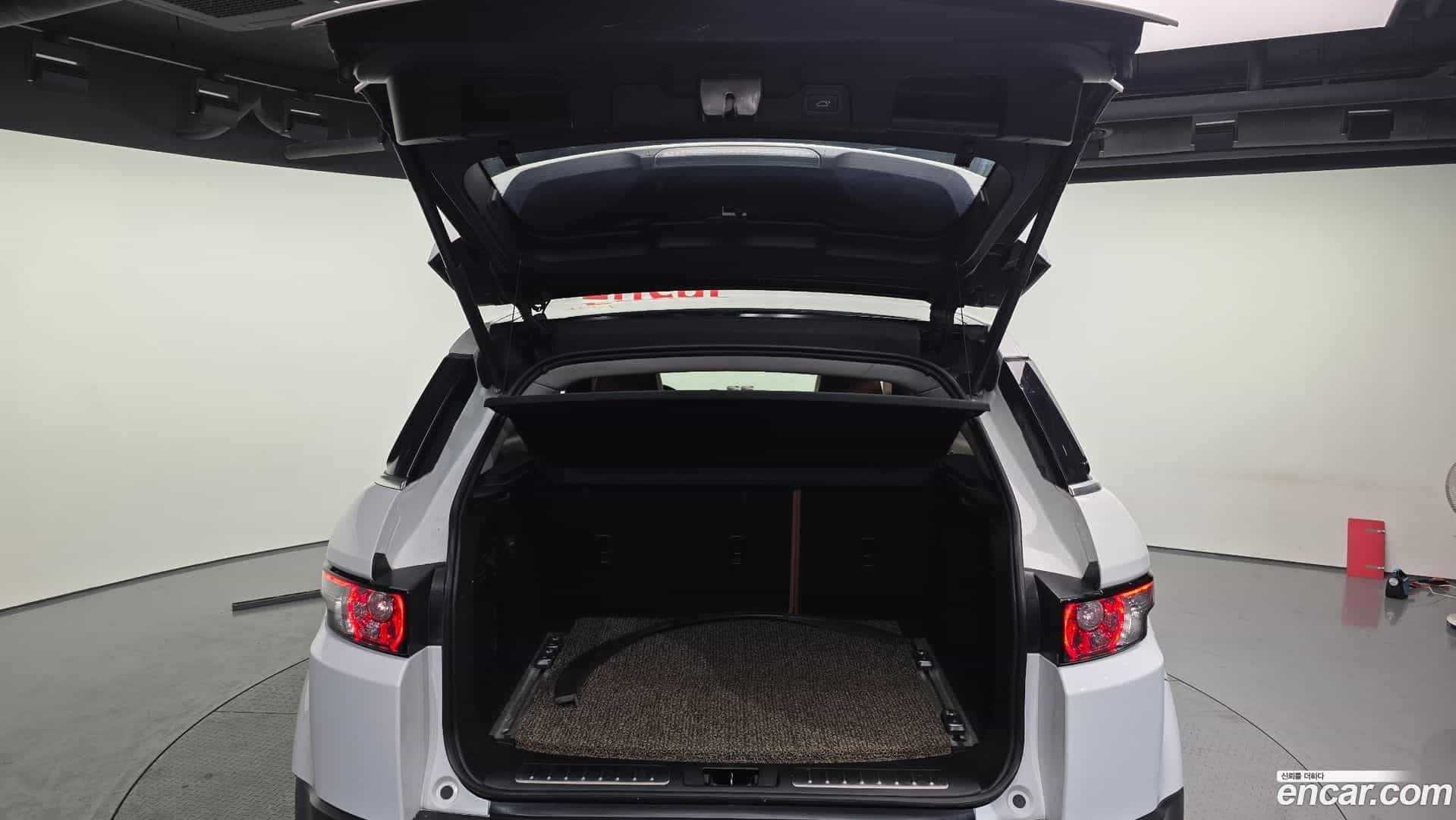 Range Rover Evoque Land Rover 2013.11-OPTION-024