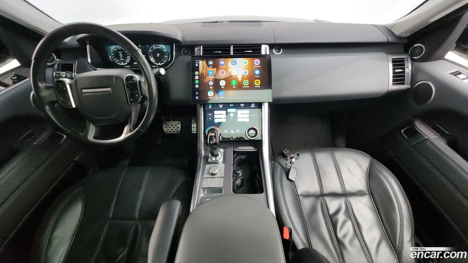 Main__Slider__Photo:Range Rover Sport Land Rover 2015.6-6