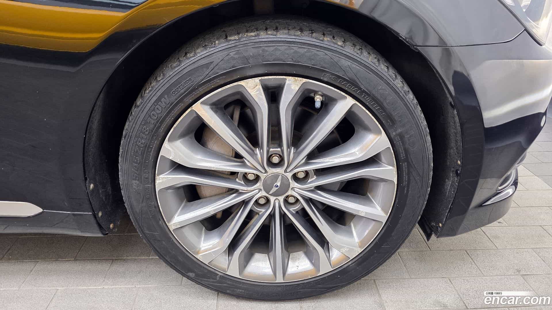 Genesis Hyundai 2014.2-OUTER-005