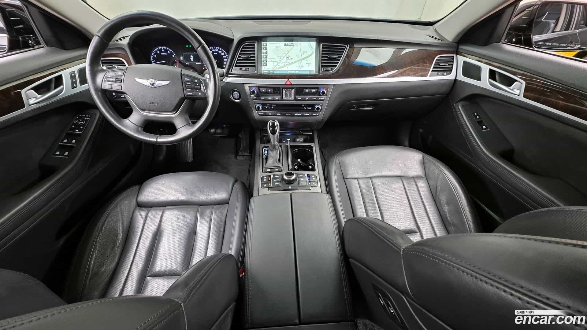 Genesis Hyundai 2014.2-INNER-007