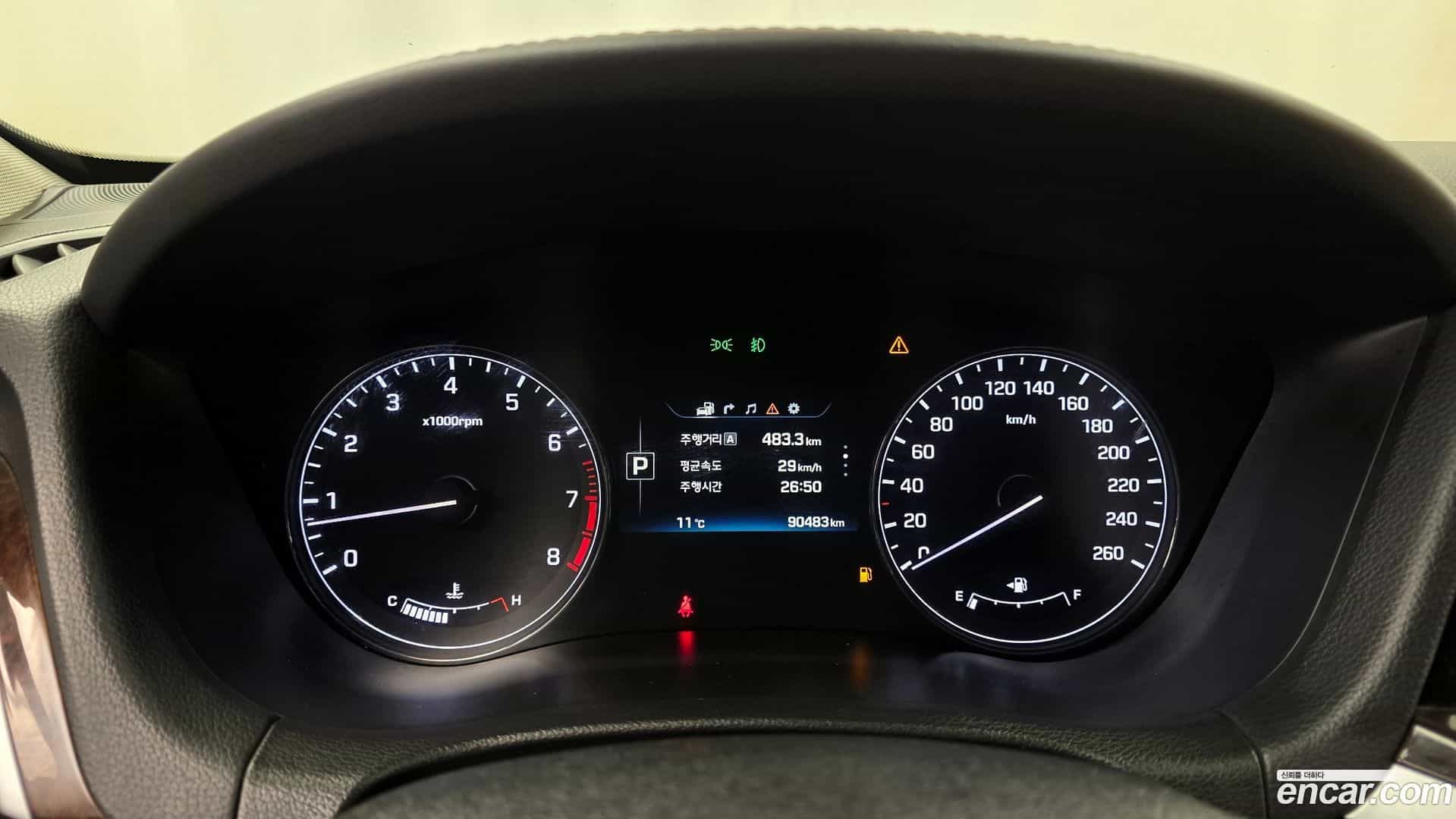 Genesis Hyundai 2014.2-INNER-008