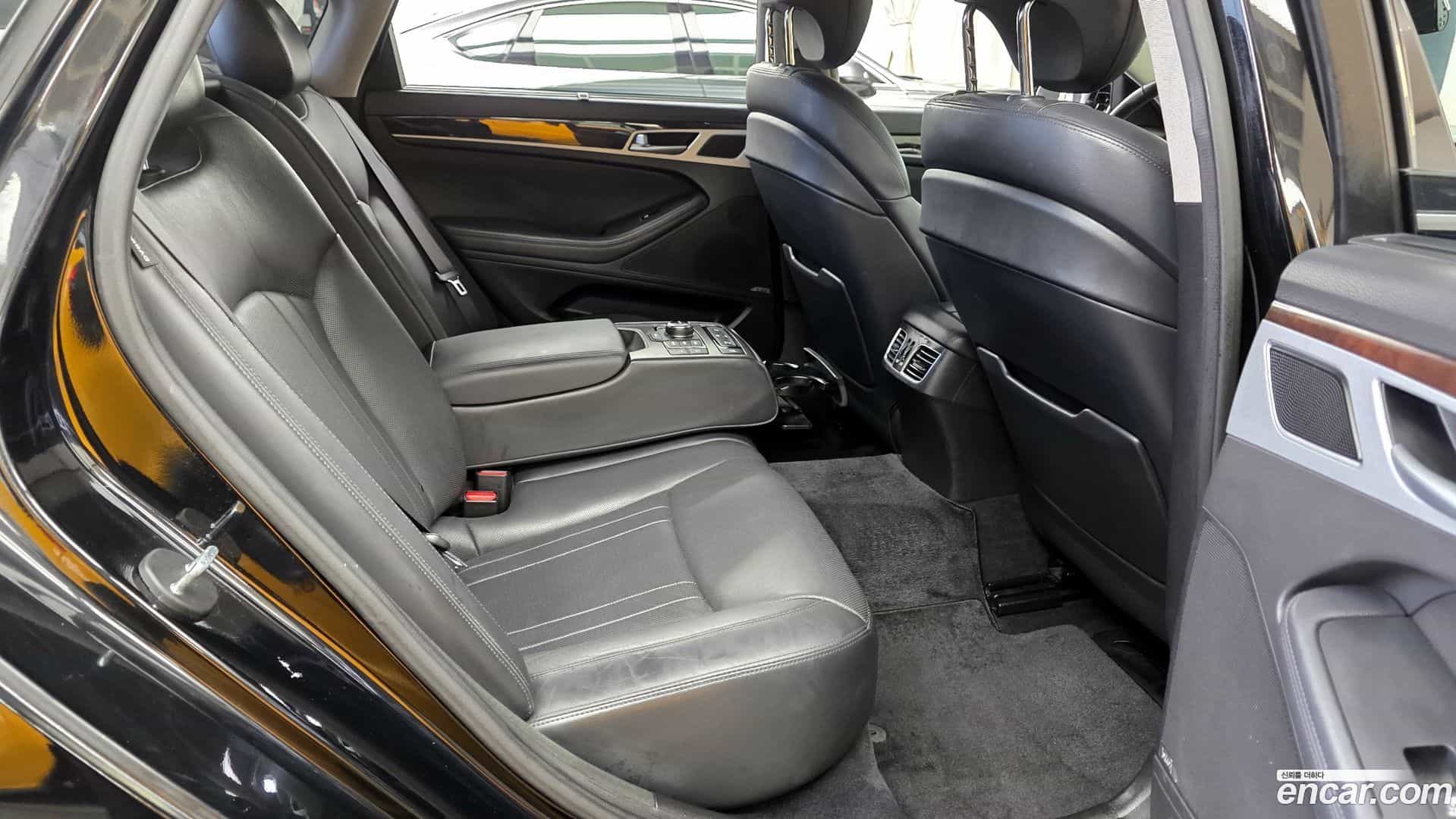 Genesis Hyundai 2014.2-OPTION-016