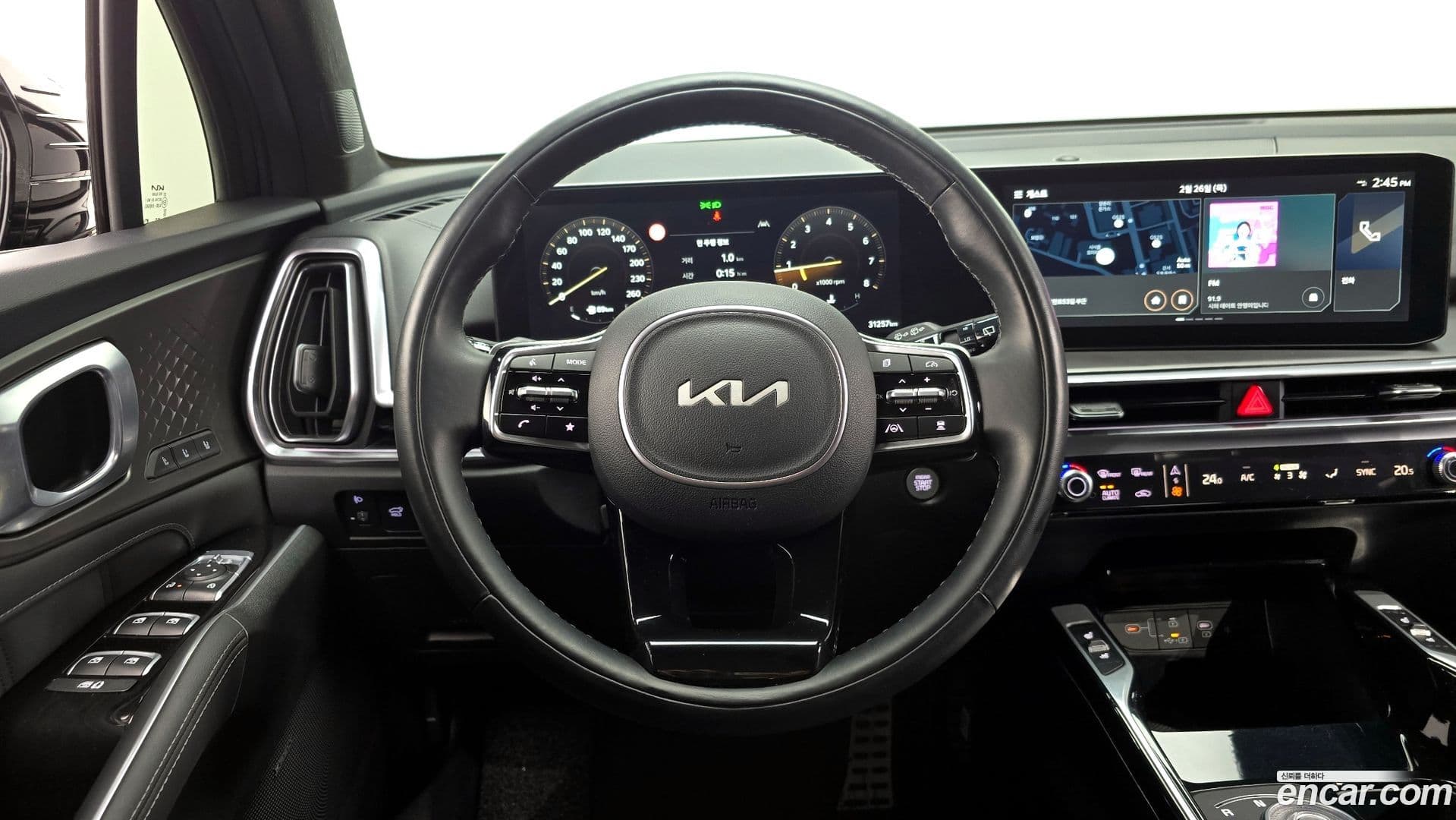 Main__Slider__Photo:Sorento Kia 2023.9-12