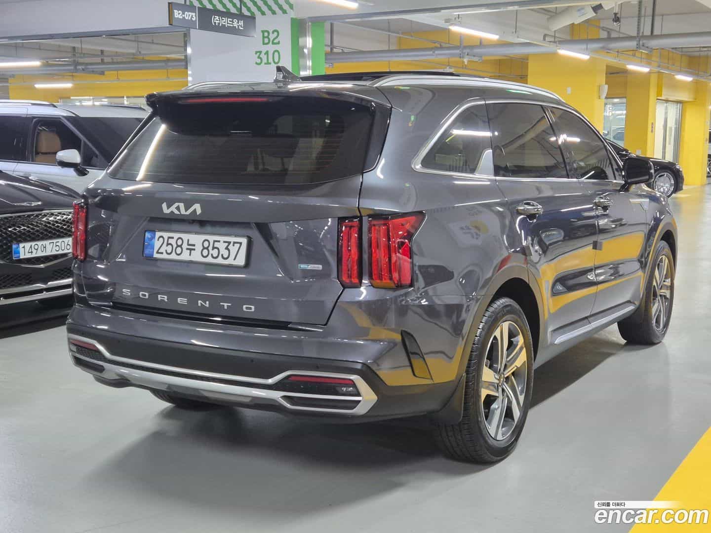 Sorento Kia 2022.6-OUTER-003