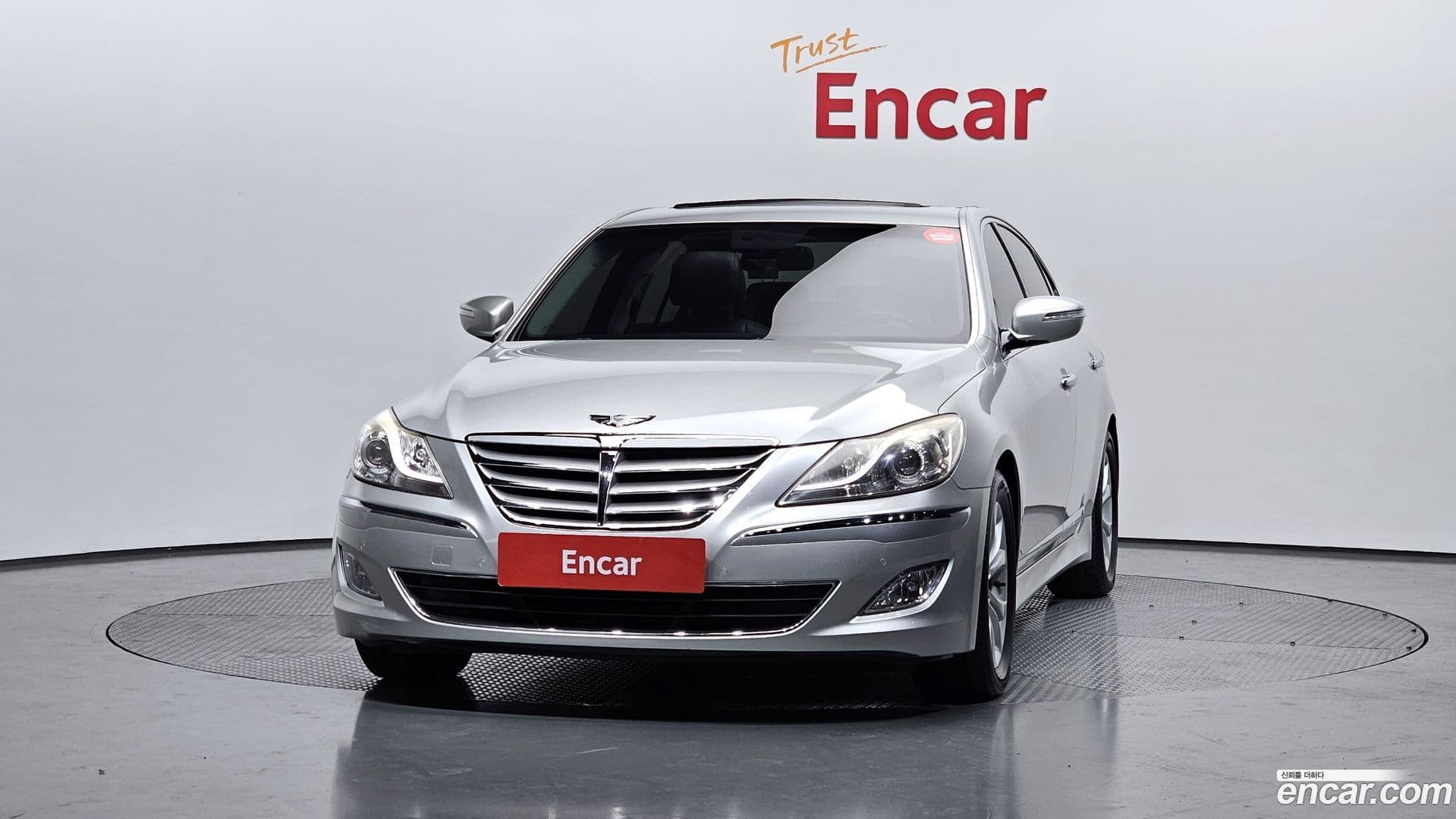 Main__Slider__Photo:Genesis Hyundai 2012.0-2