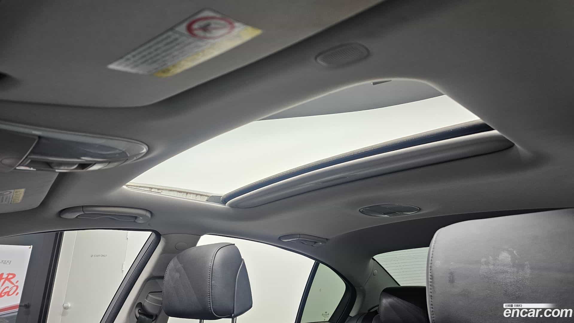 Genesis Hyundai 2012.0-OPTION-024