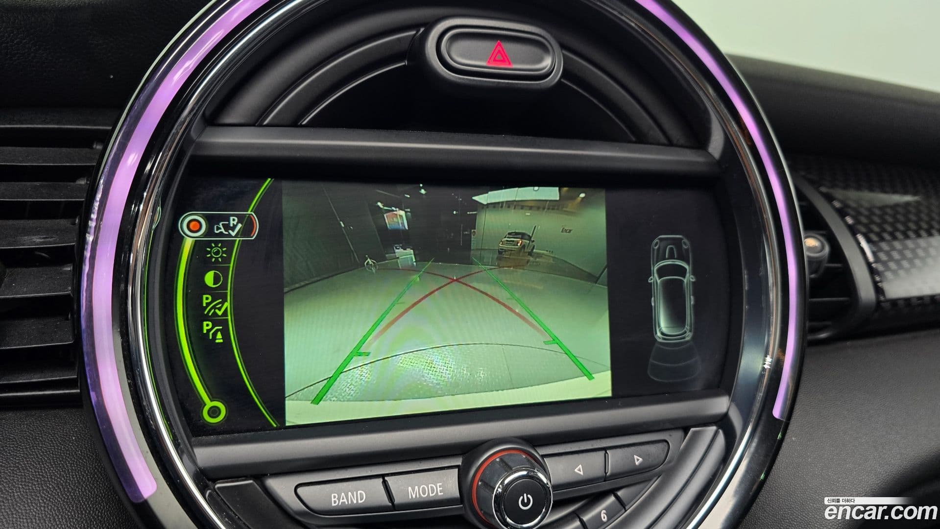 Main__Slider__Photo:Cooper Mini 2017.3-15