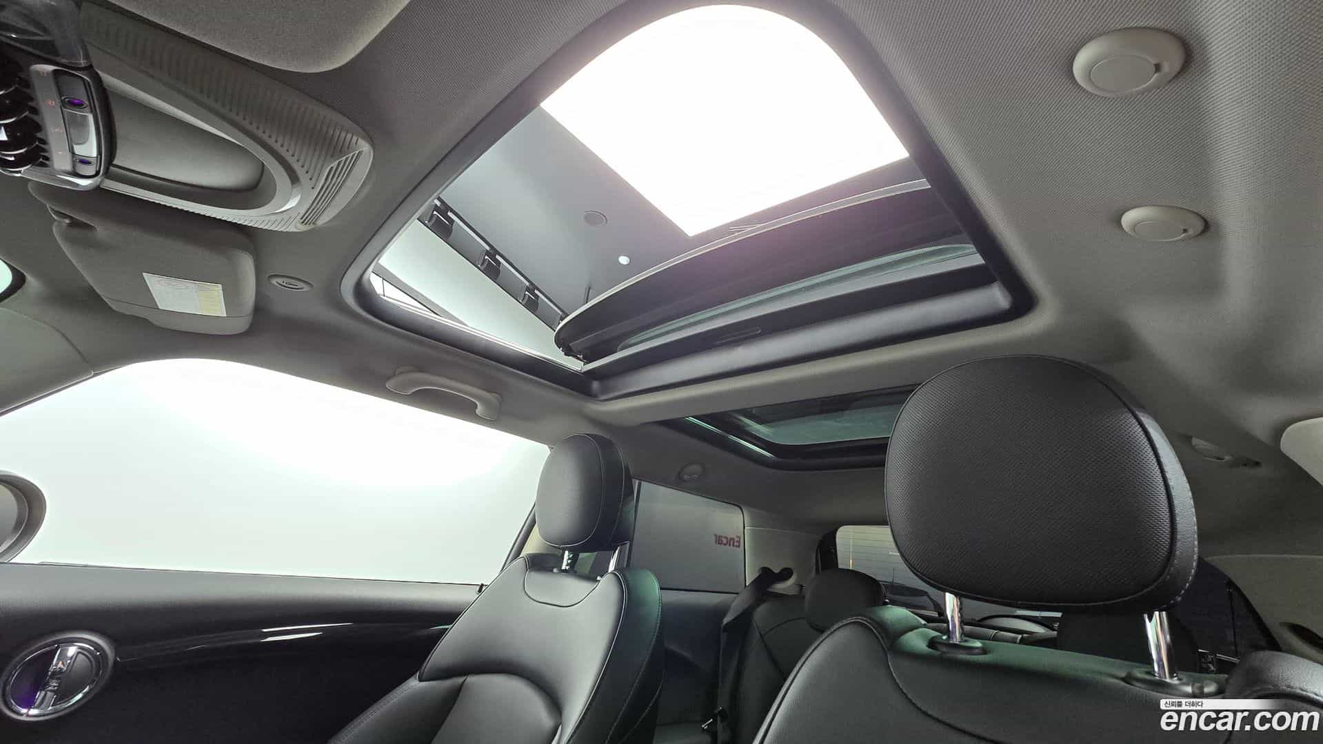 Cooper Mini 2017.3-OPTION-021