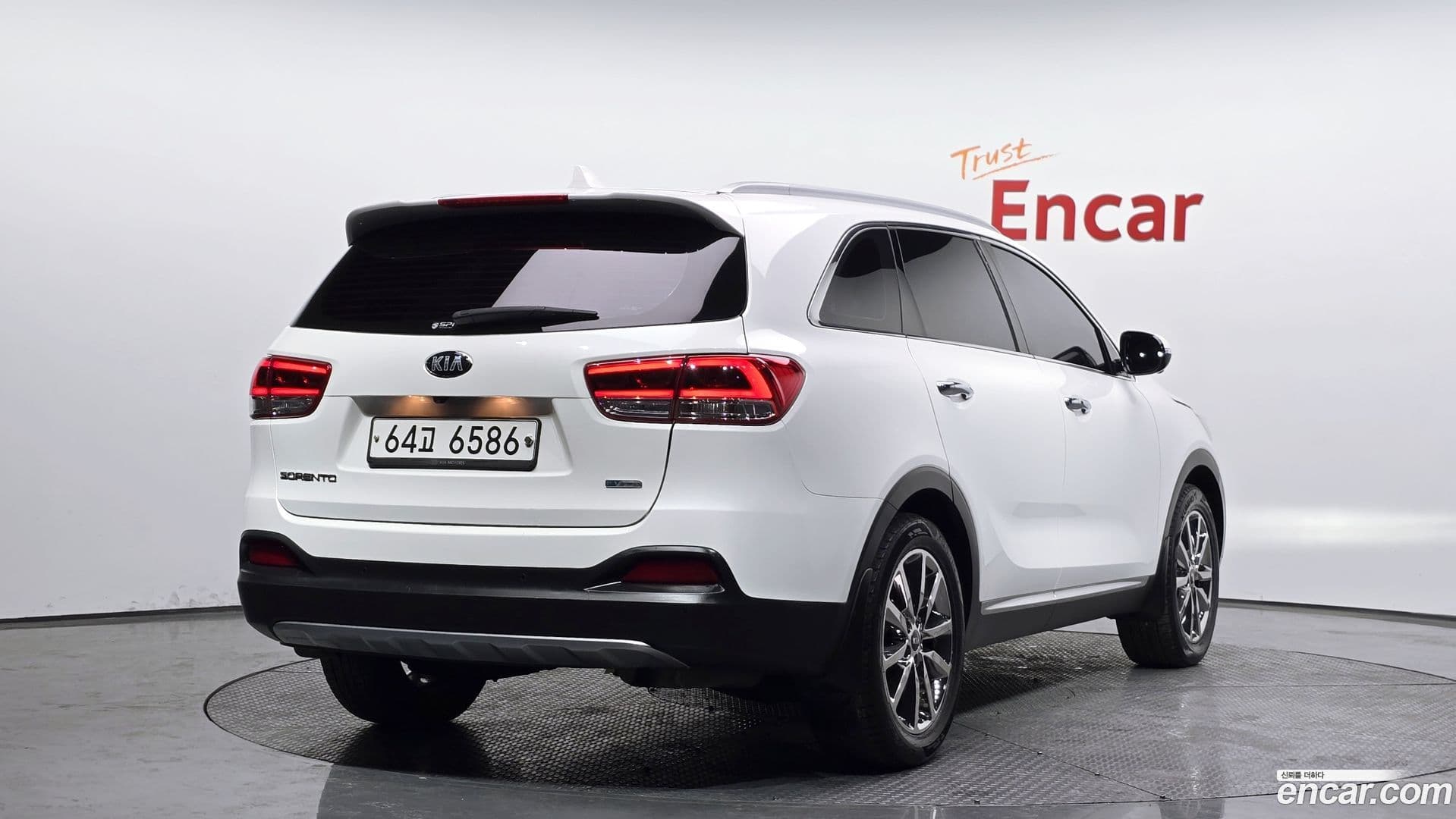 Main__Slider__Photo:Sorento Kia 2016.2-1