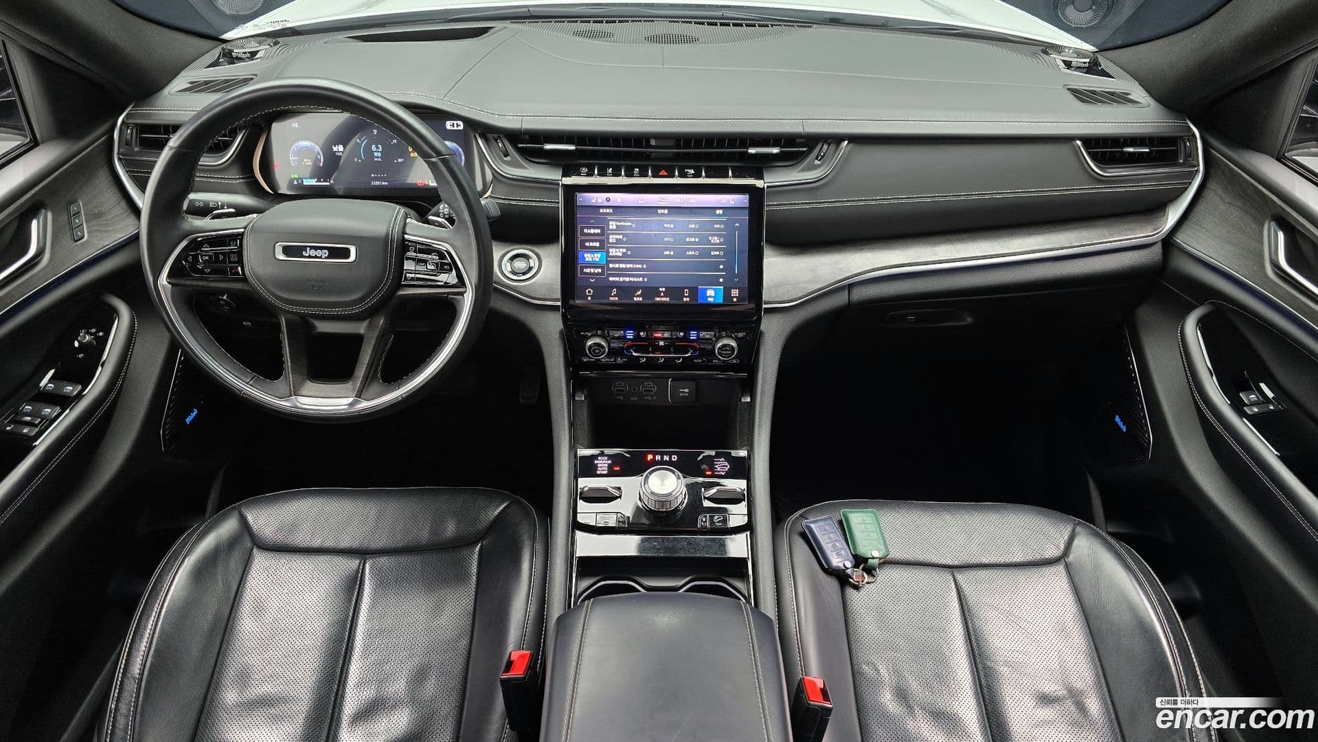 Main__Slider__Photo:Cherokee Jeep 2021.11-6