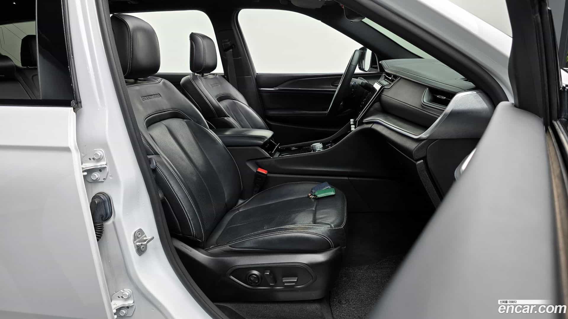 Cherokee Jeep 2021.11-INNER-010