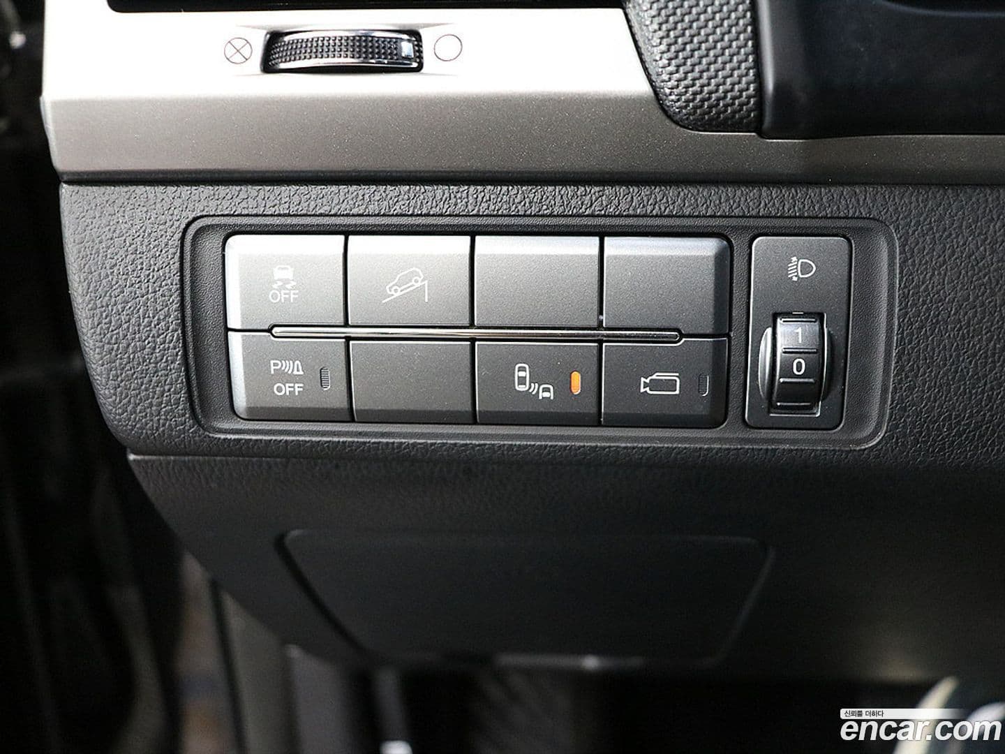 Main__Slider__Photo:Rexton KG_Mobility_Ssangyong 2019.1-8