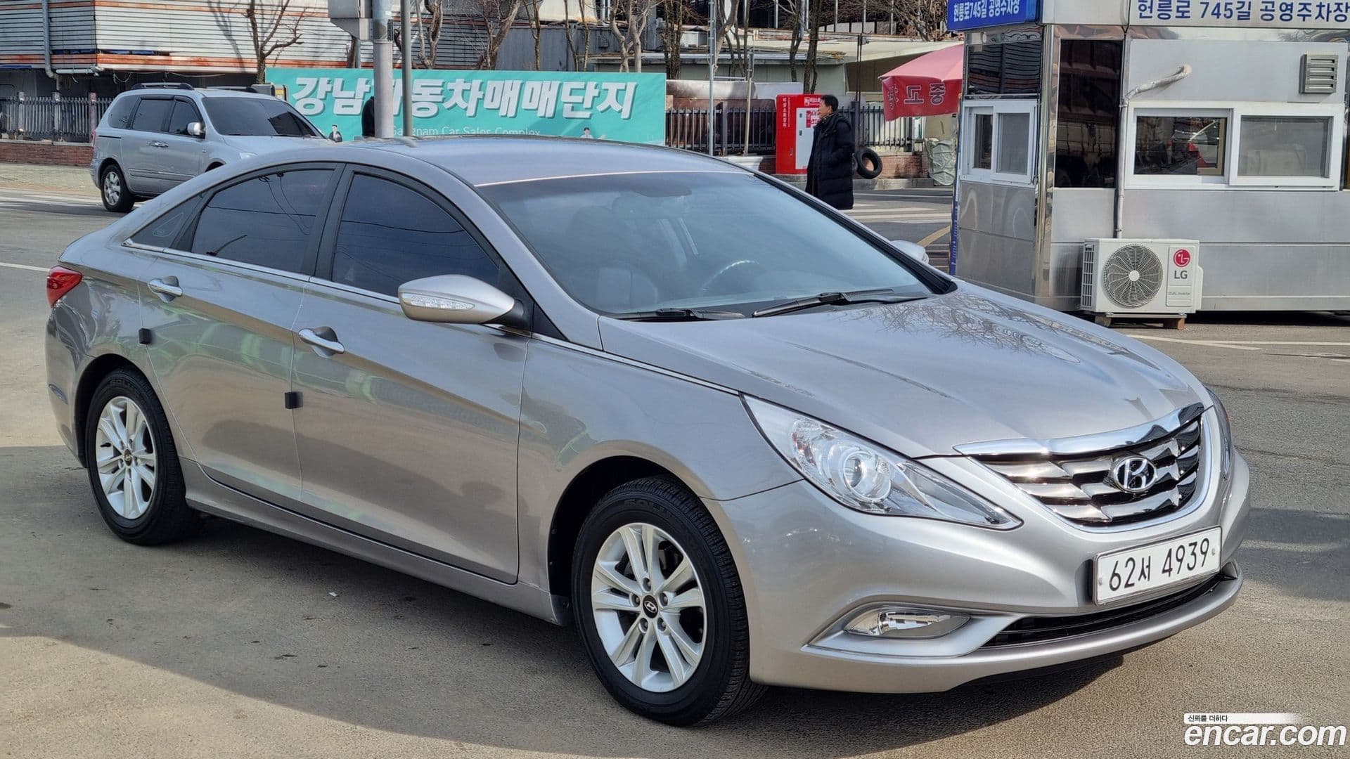 Main__Slider__Photo:Sonata Hyundai 2010.10-2