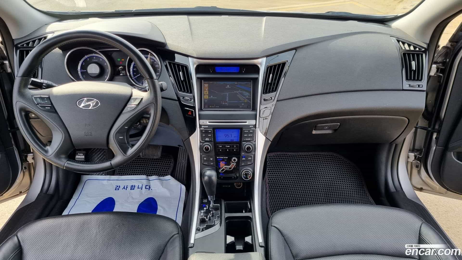 Sonata Hyundai 2010.10-OPTION-015