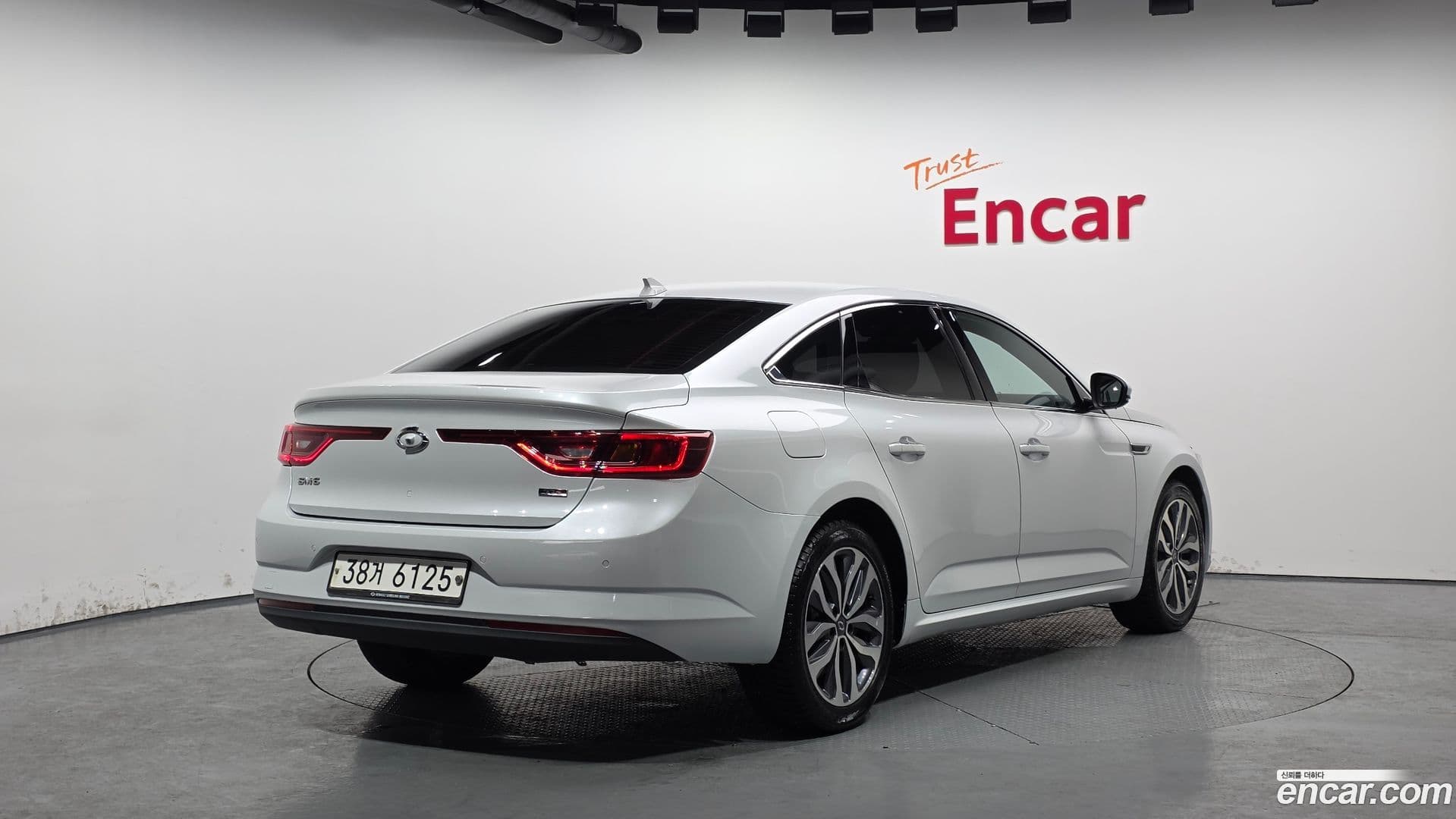 Main__Slider__Photo:SM6 Renault-KoreaSamsung 2017.7-1