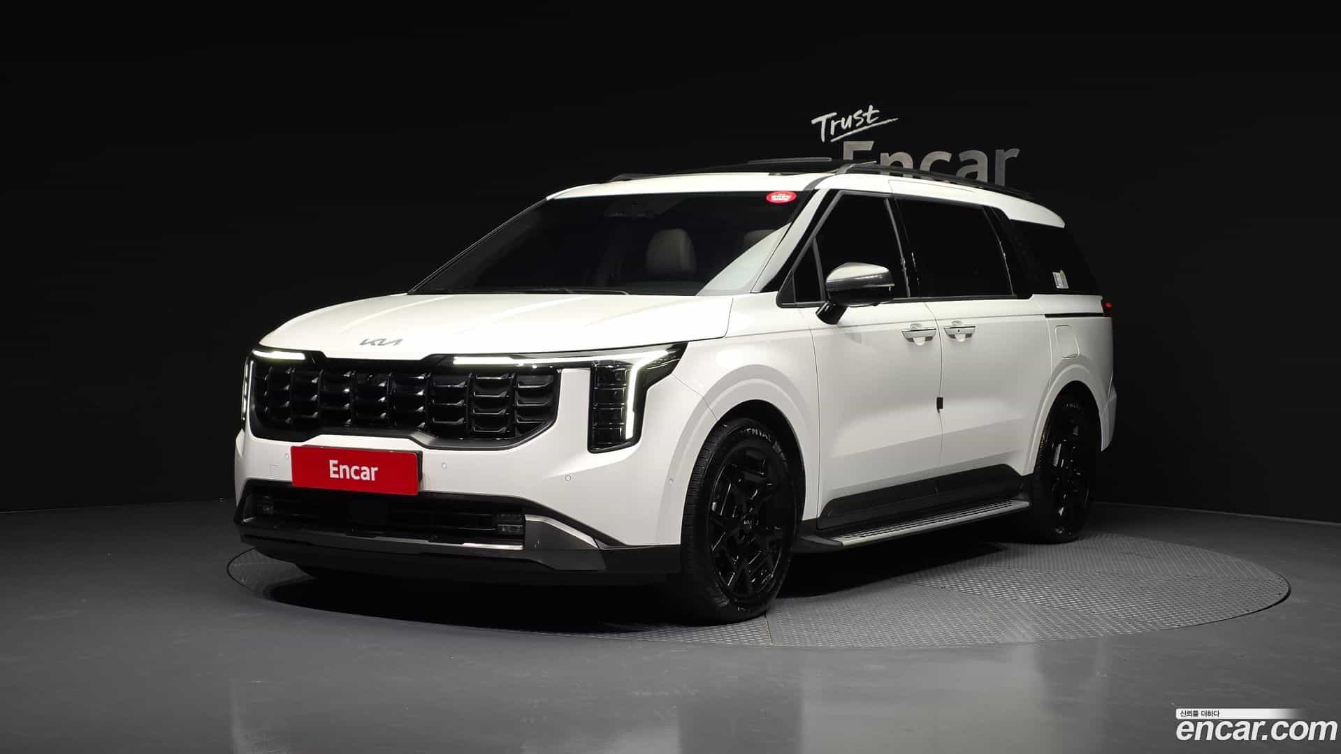 Canival Kia 2025.6-OUTER-001