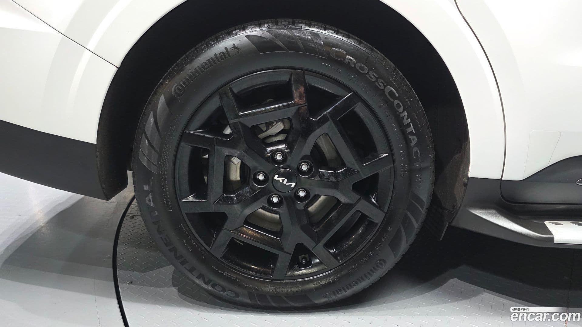 Main__Slider__Photo:Canival Kia 2025.6-4