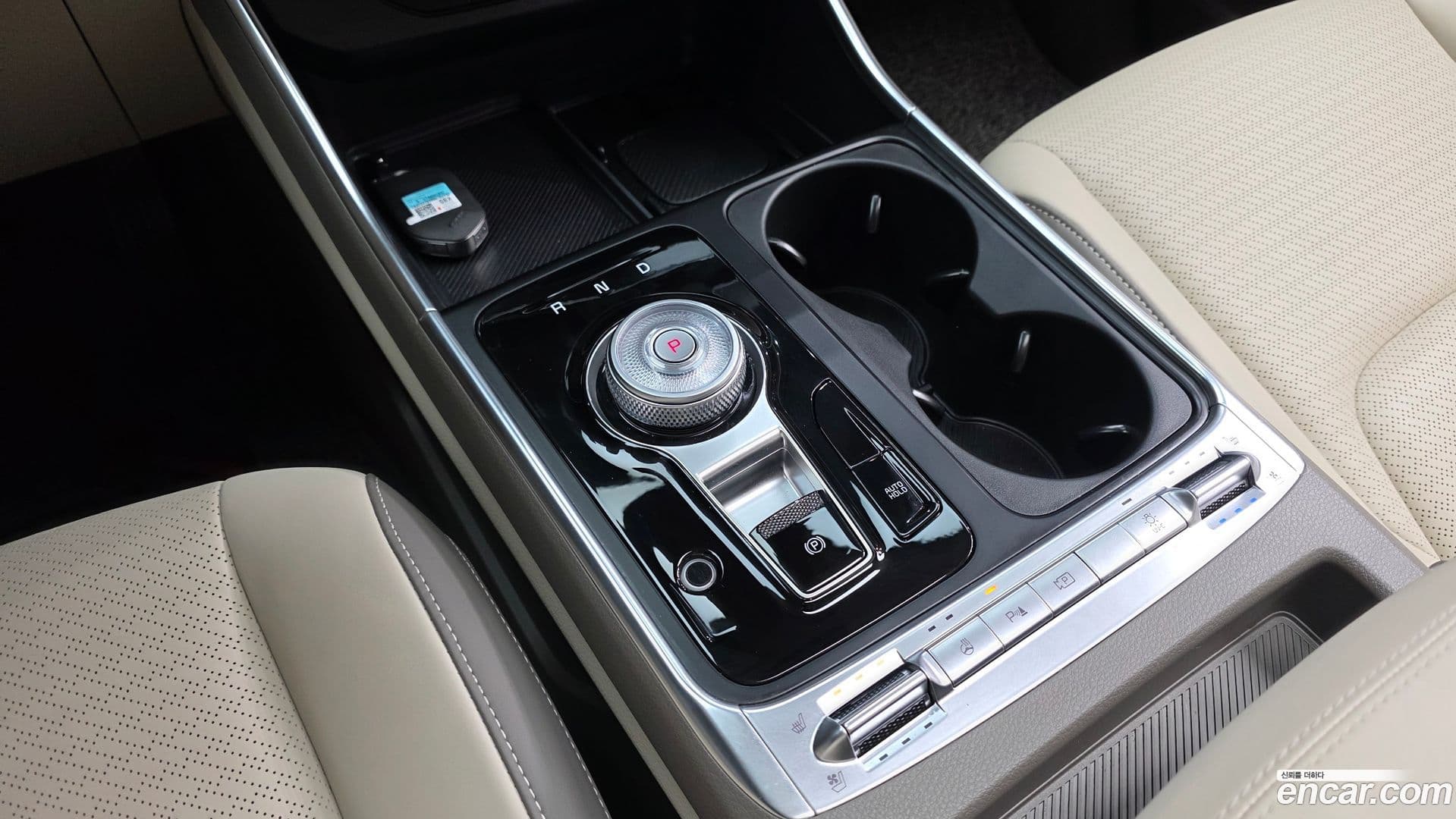 Main__Slider__Photo:Canival Kia 2025.6-8