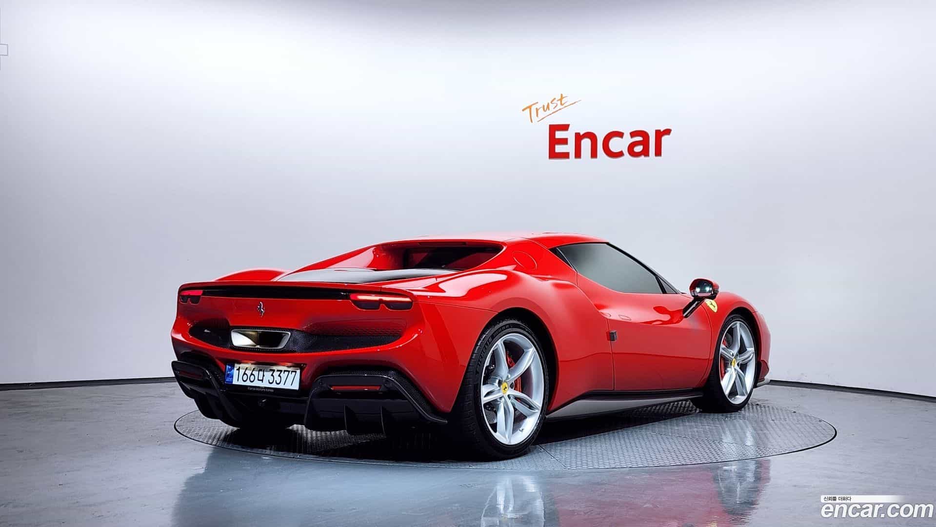 296 Ferrari 2023.6-OUTER-002