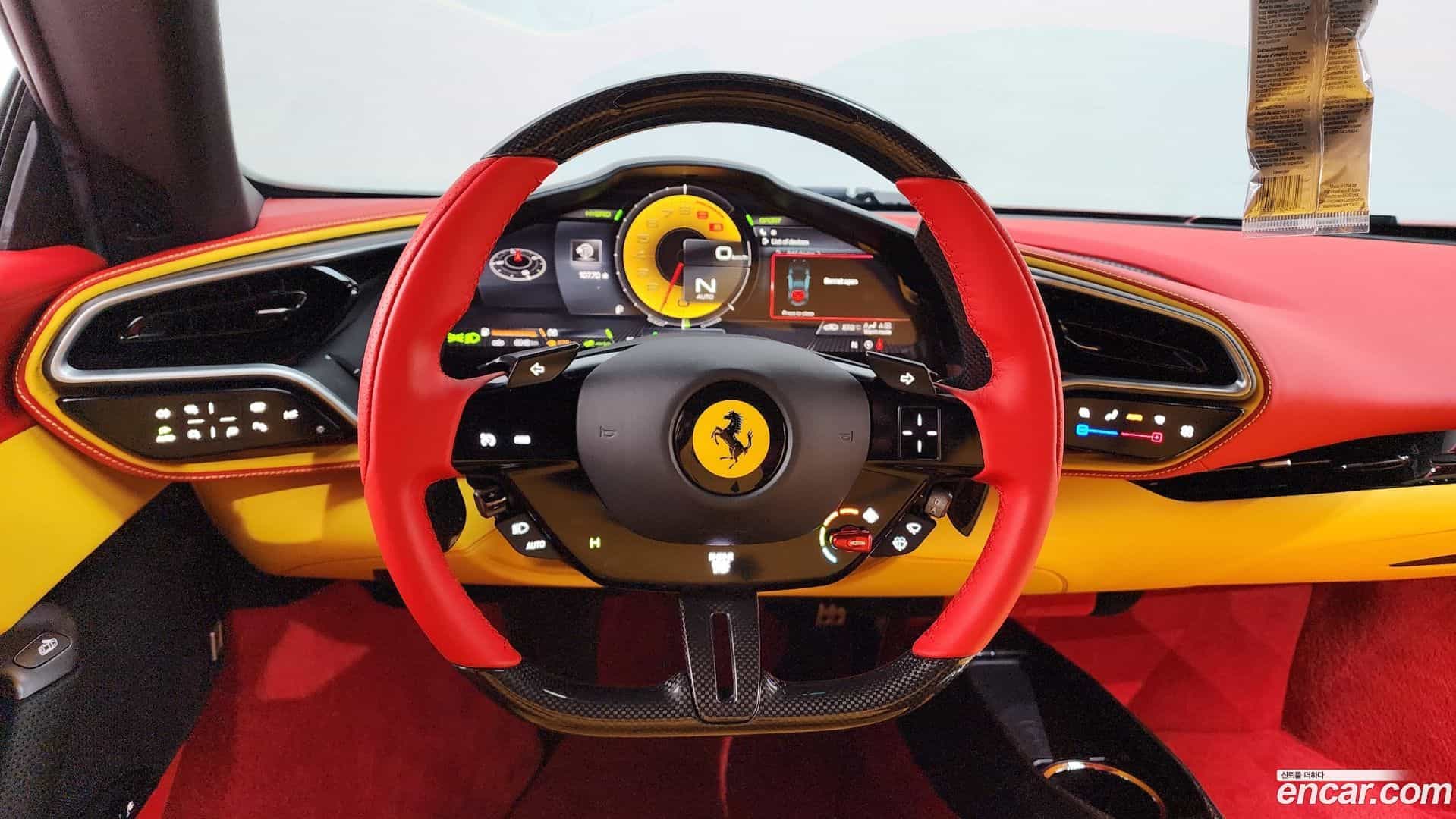 296 Ferrari 2023.6-OPTION-017