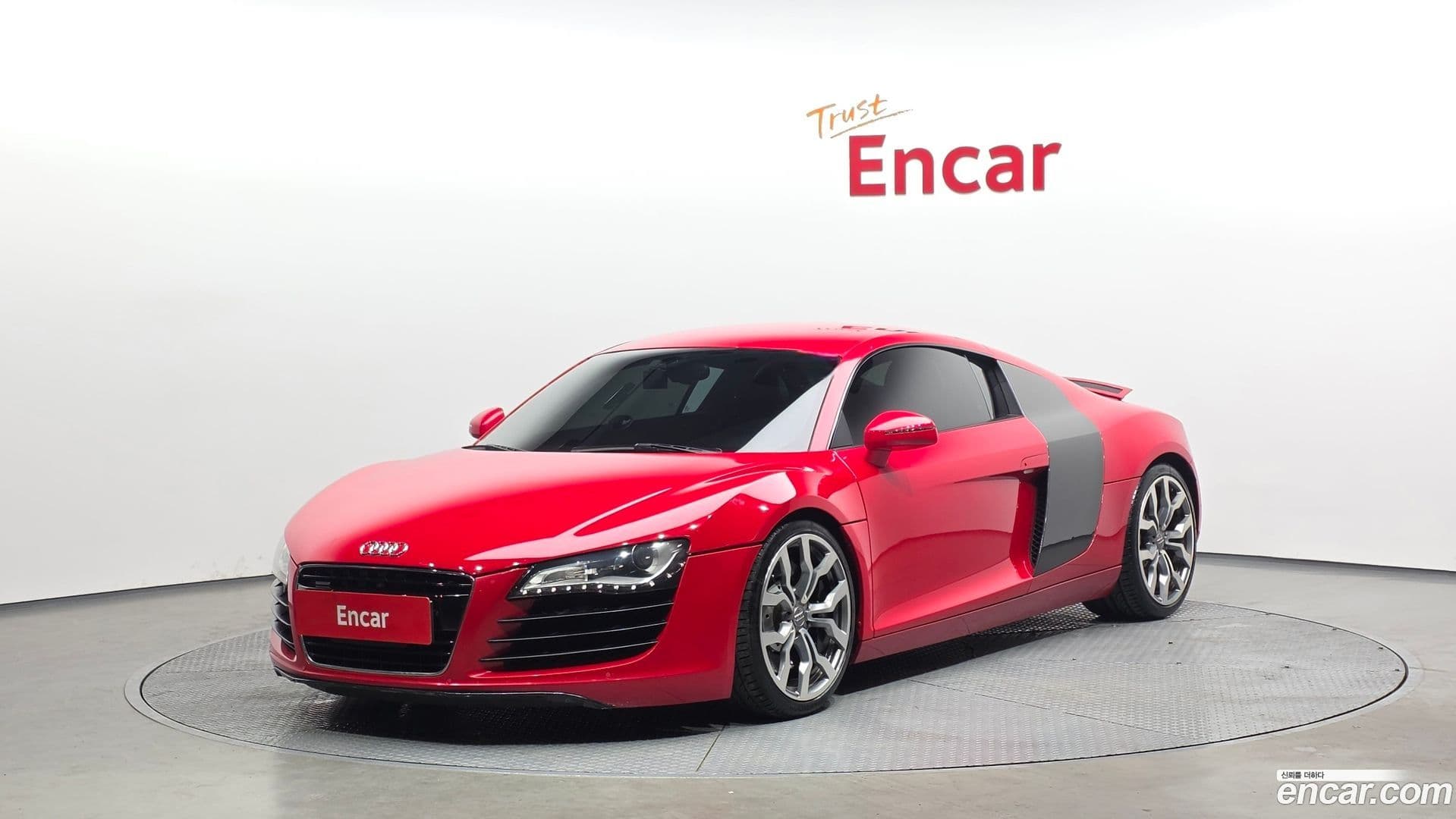 Main__Slider__Photo:R8 Audi 2009.2-0