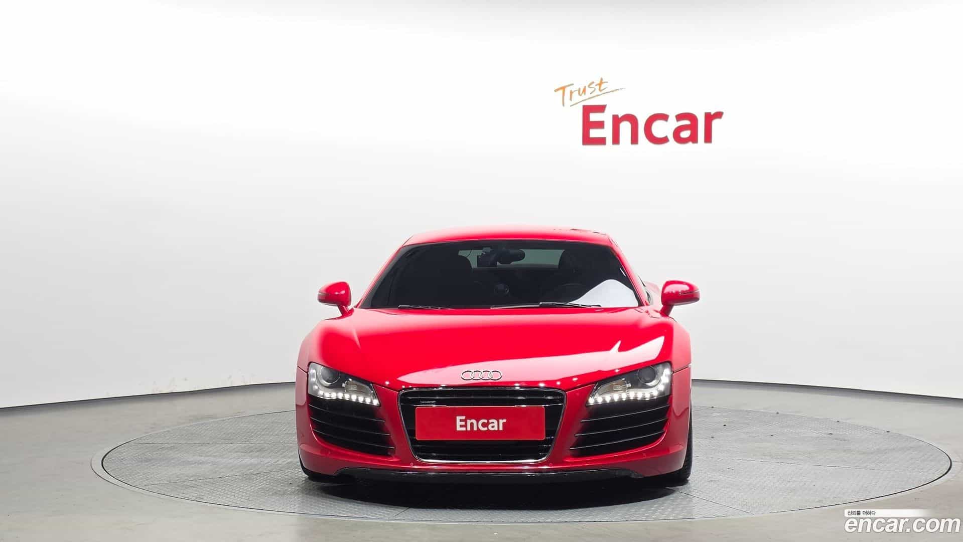 R8 Audi 2009.2-OUTER-003