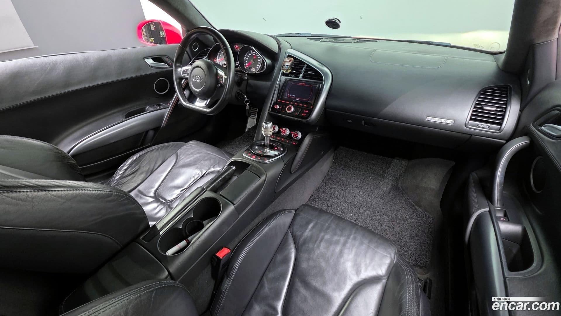 Main__Slider__Photo:R8 Audi 2009.2-6