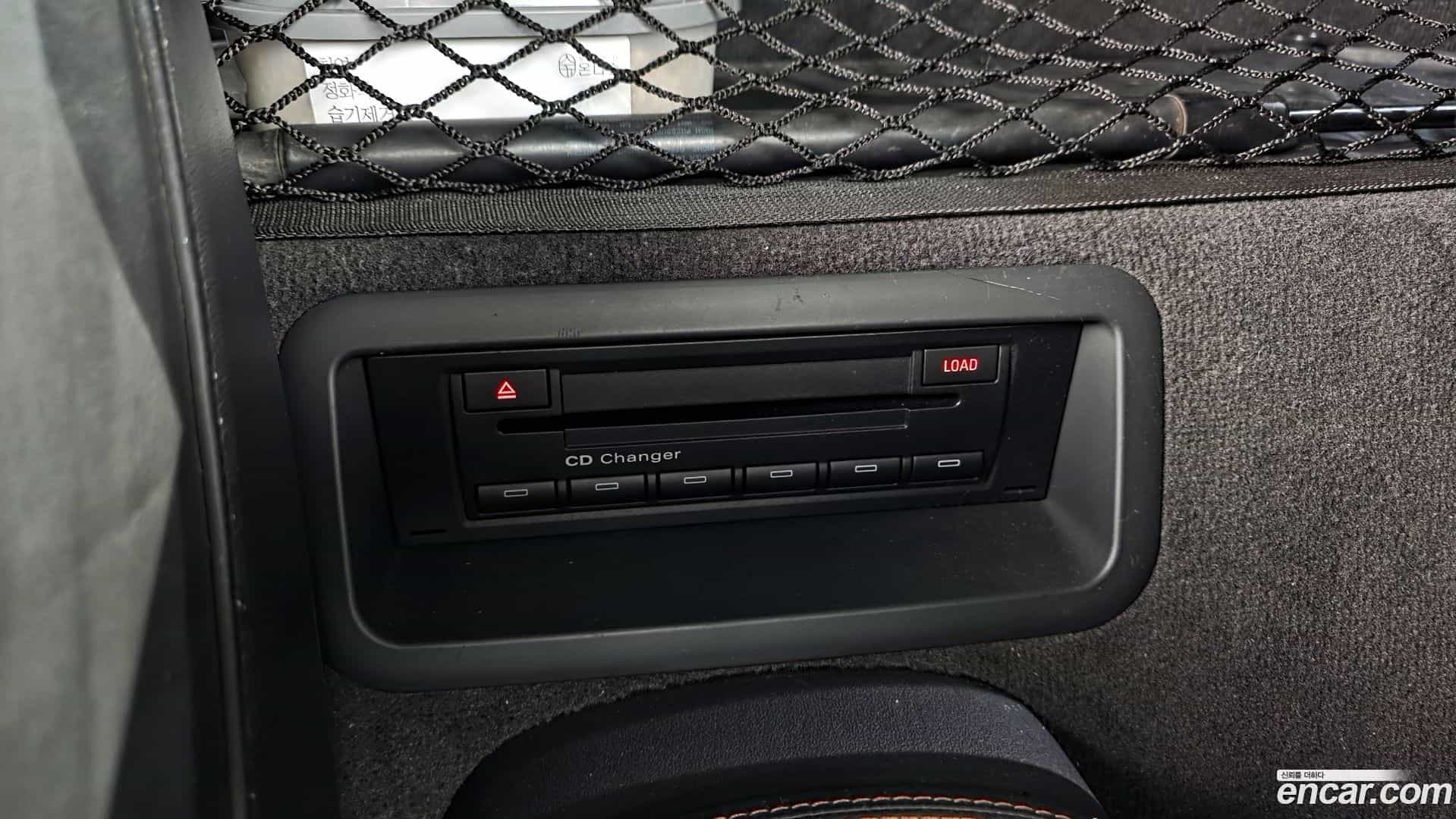 R8 Audi 2009.2-OPTION-022