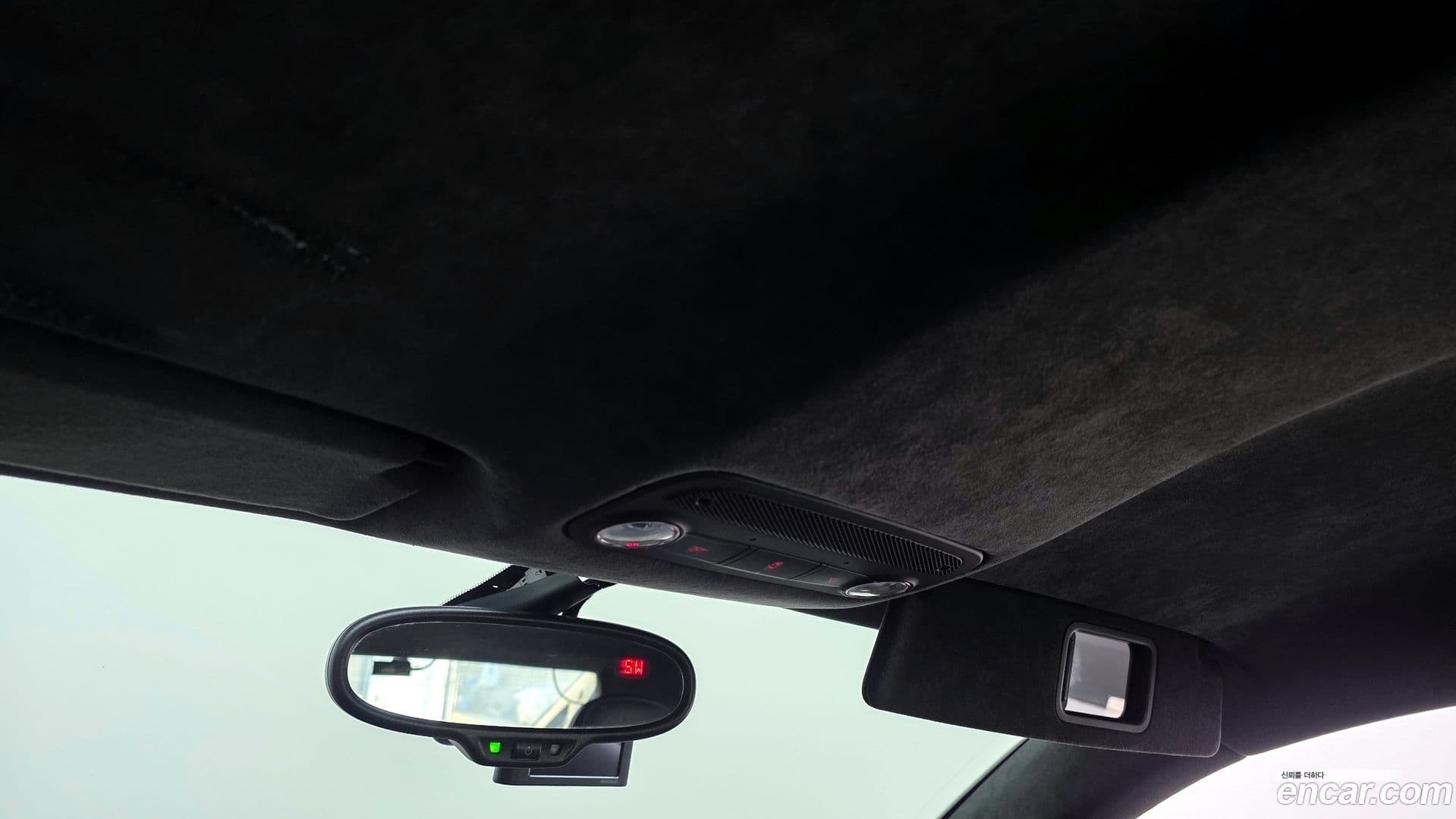 Main__Slider__Photo:R8 Audi 2009.2-18