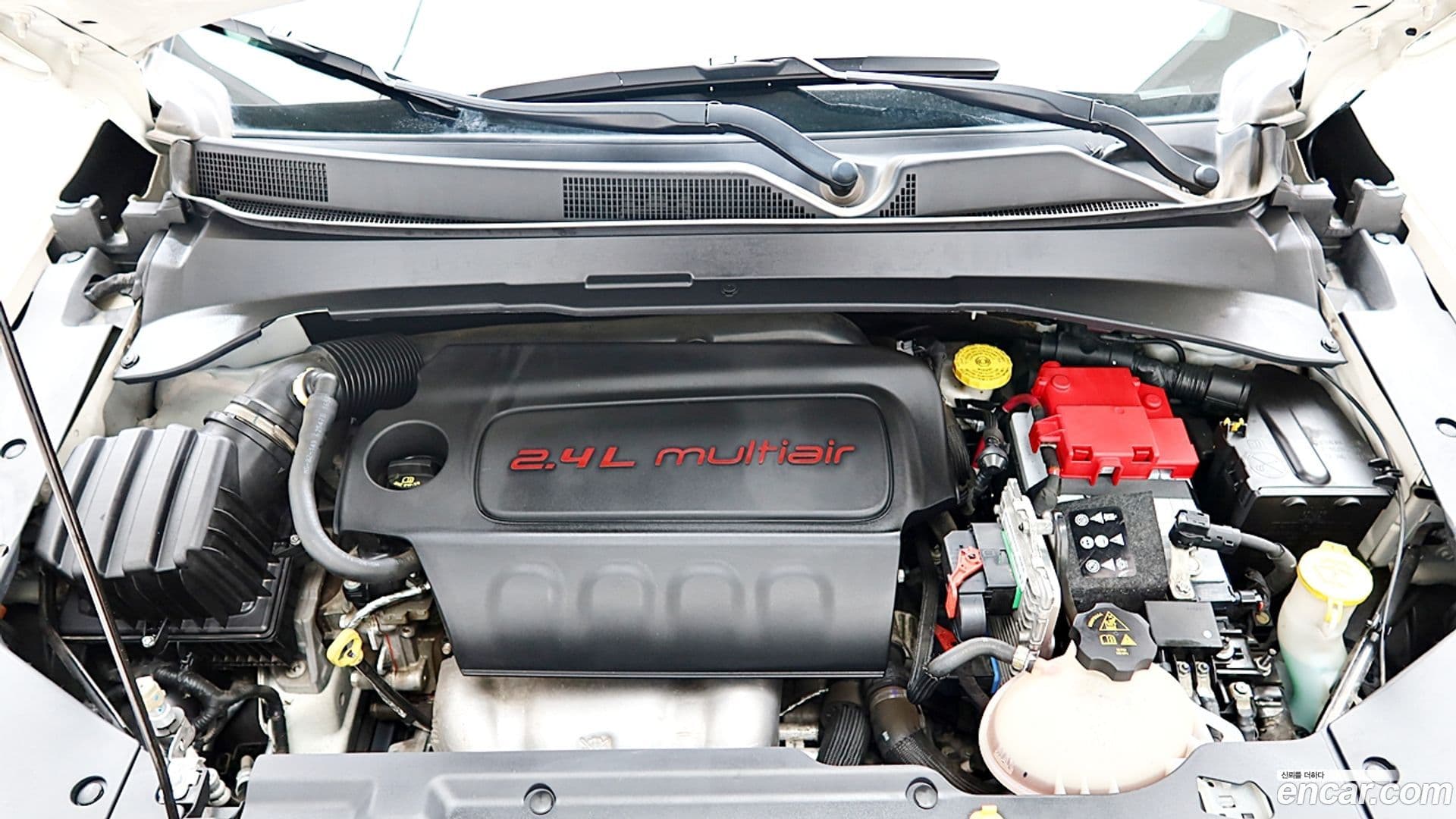 Main__Slider__Photo:Compass Jeep 2019.2-3