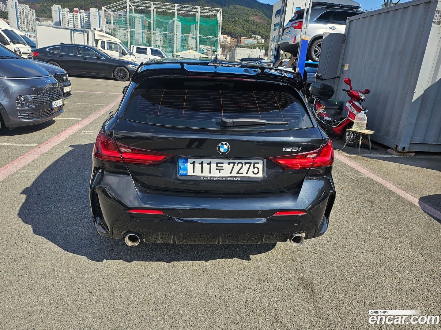 Main__Slider__Photo:1-Series BMW 2021.11-4