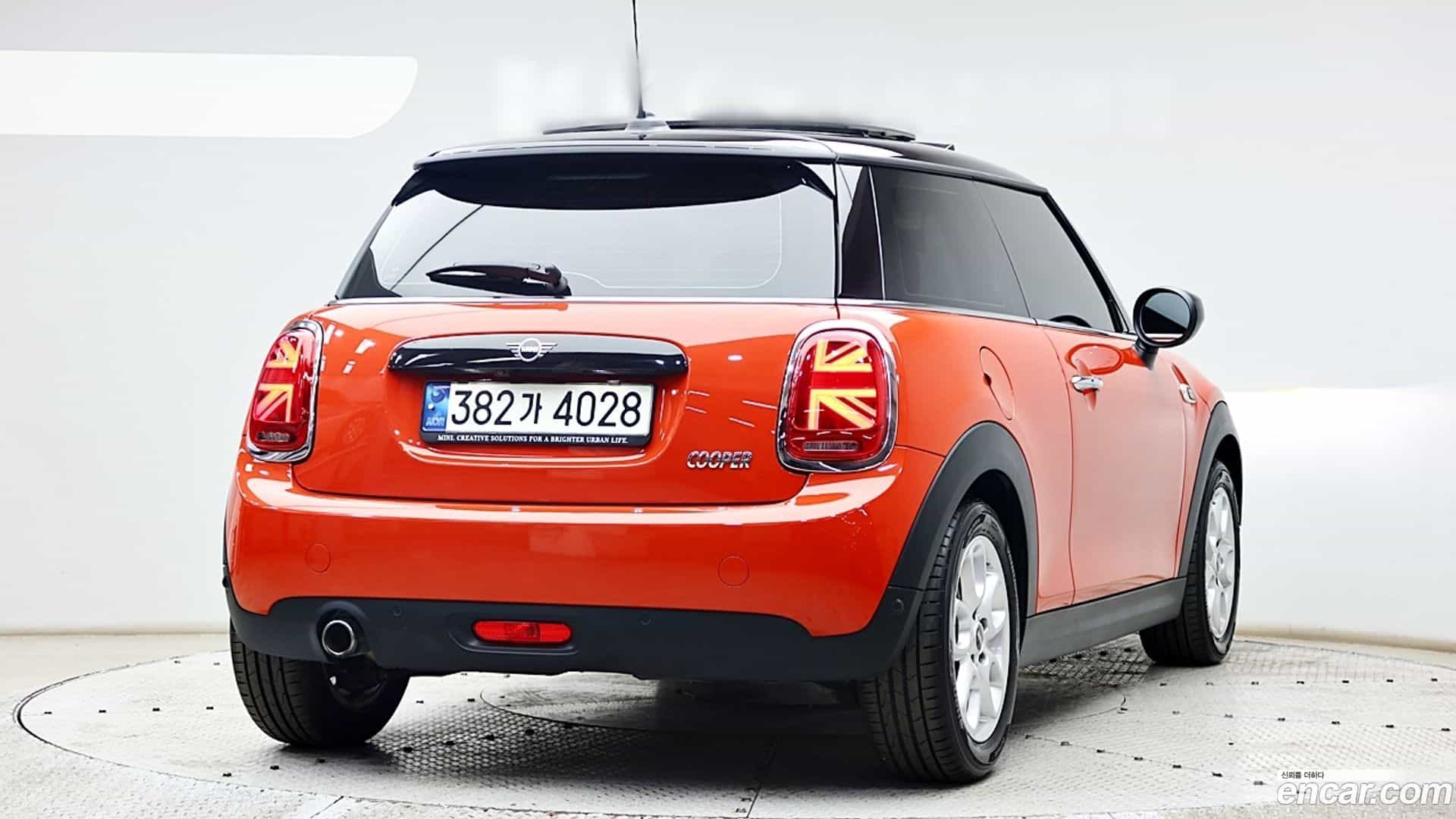 Cooper Mini 2021.3-OUTER-003