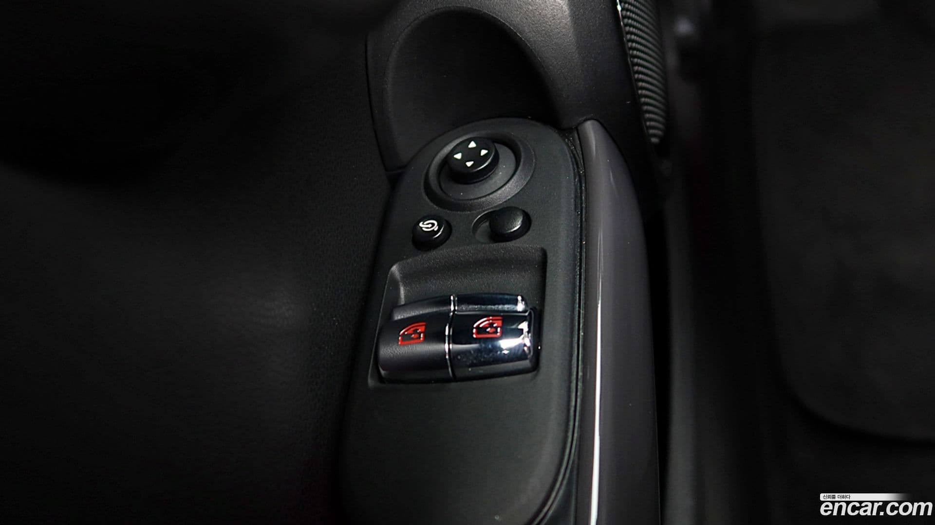 Main__Slider__Photo:Cooper Mini 2021.3-10