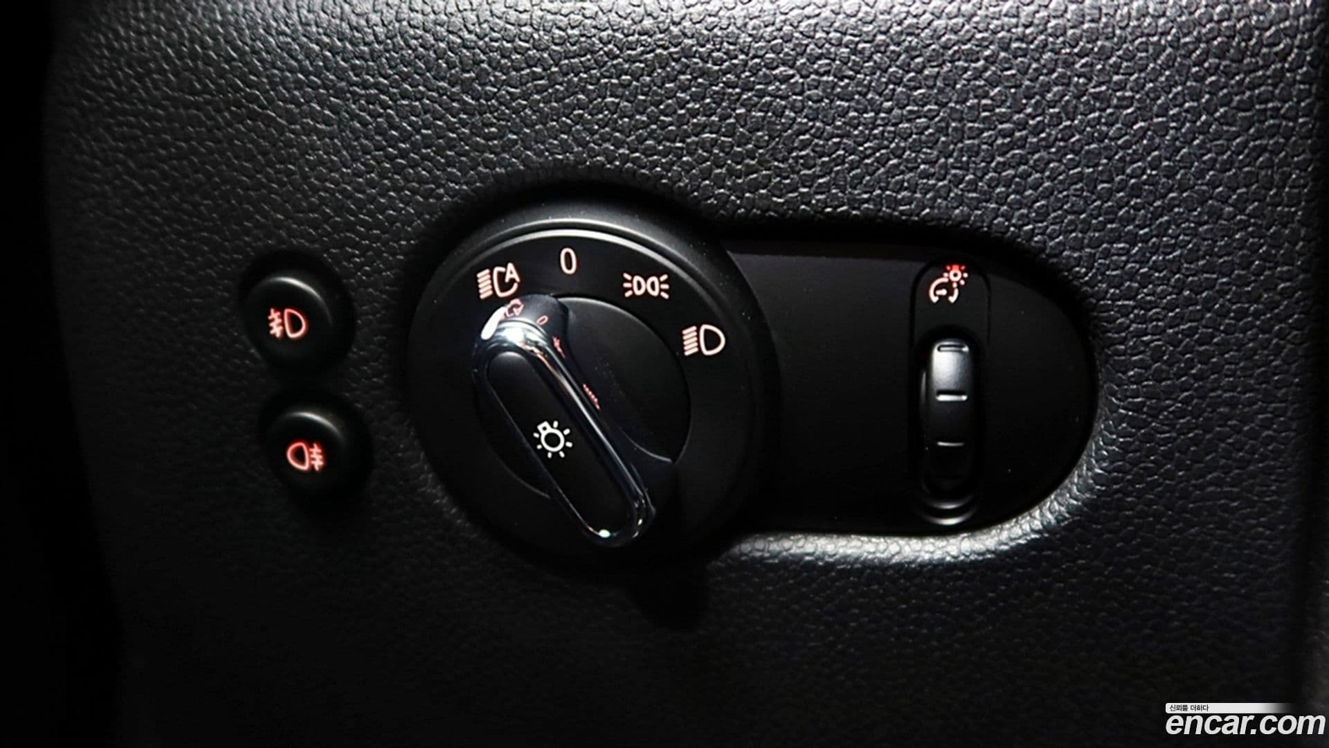 Main__Slider__Photo:Cooper Mini 2021.3-11