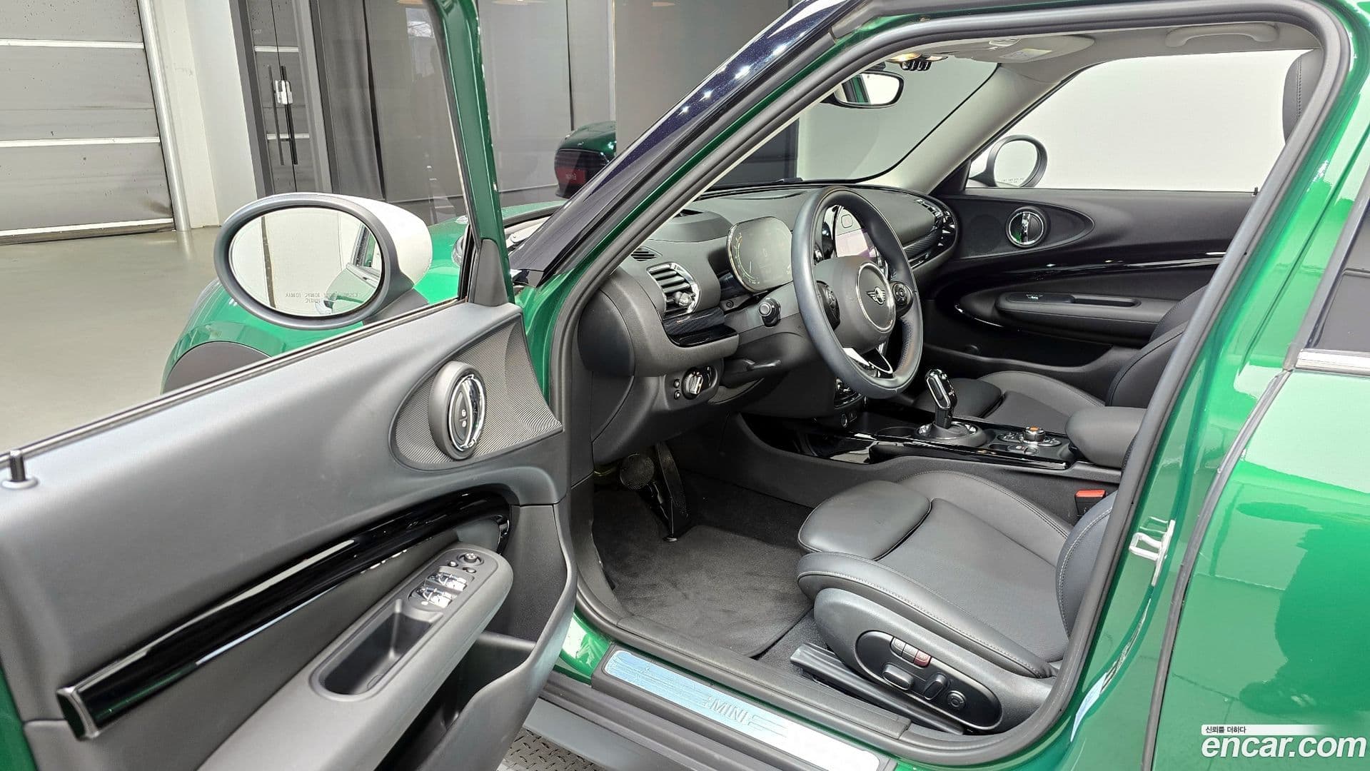 Main__Slider__Photo:Clubman Mini 2021.1-10