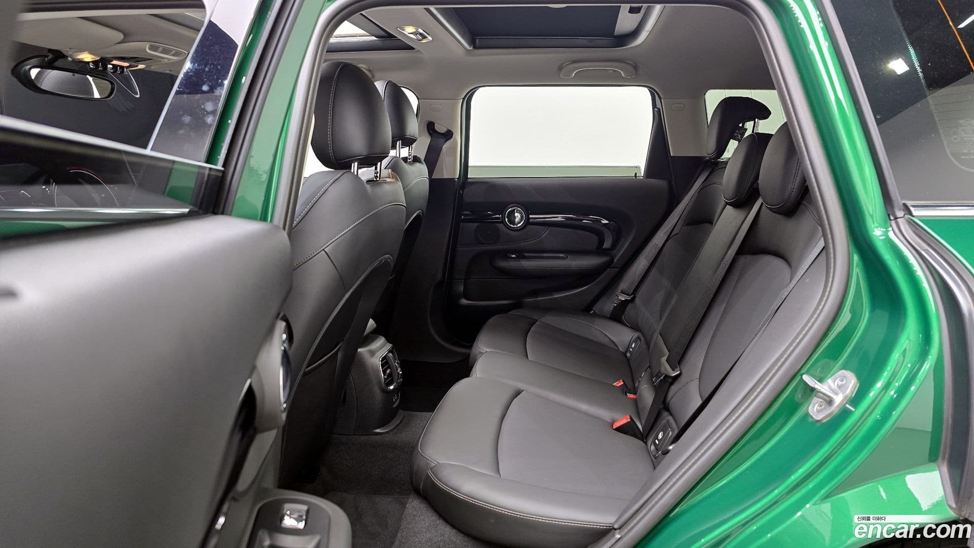 Main__Slider__Photo:Clubman Mini 2021.1-12