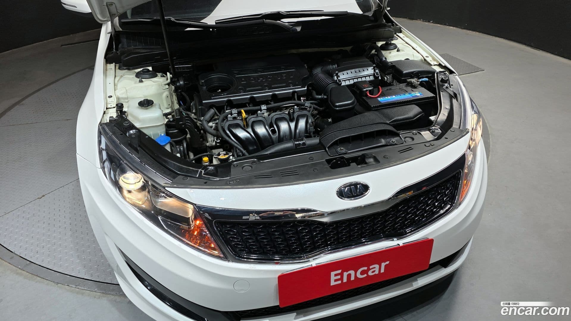 Main__Slider__Photo:K5 Kia 2012.0-5