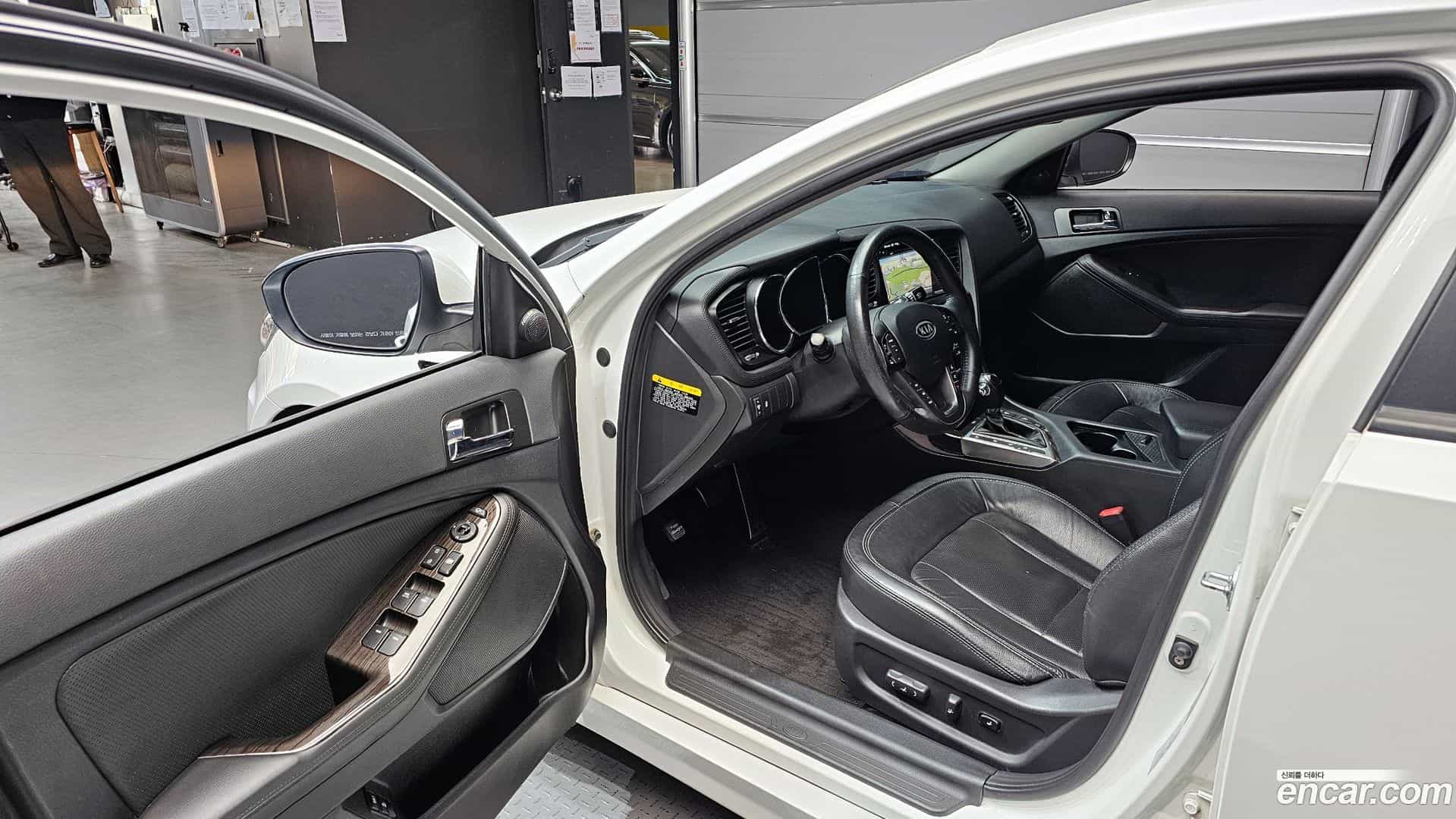 K5 Kia 2012.0-INNER-010