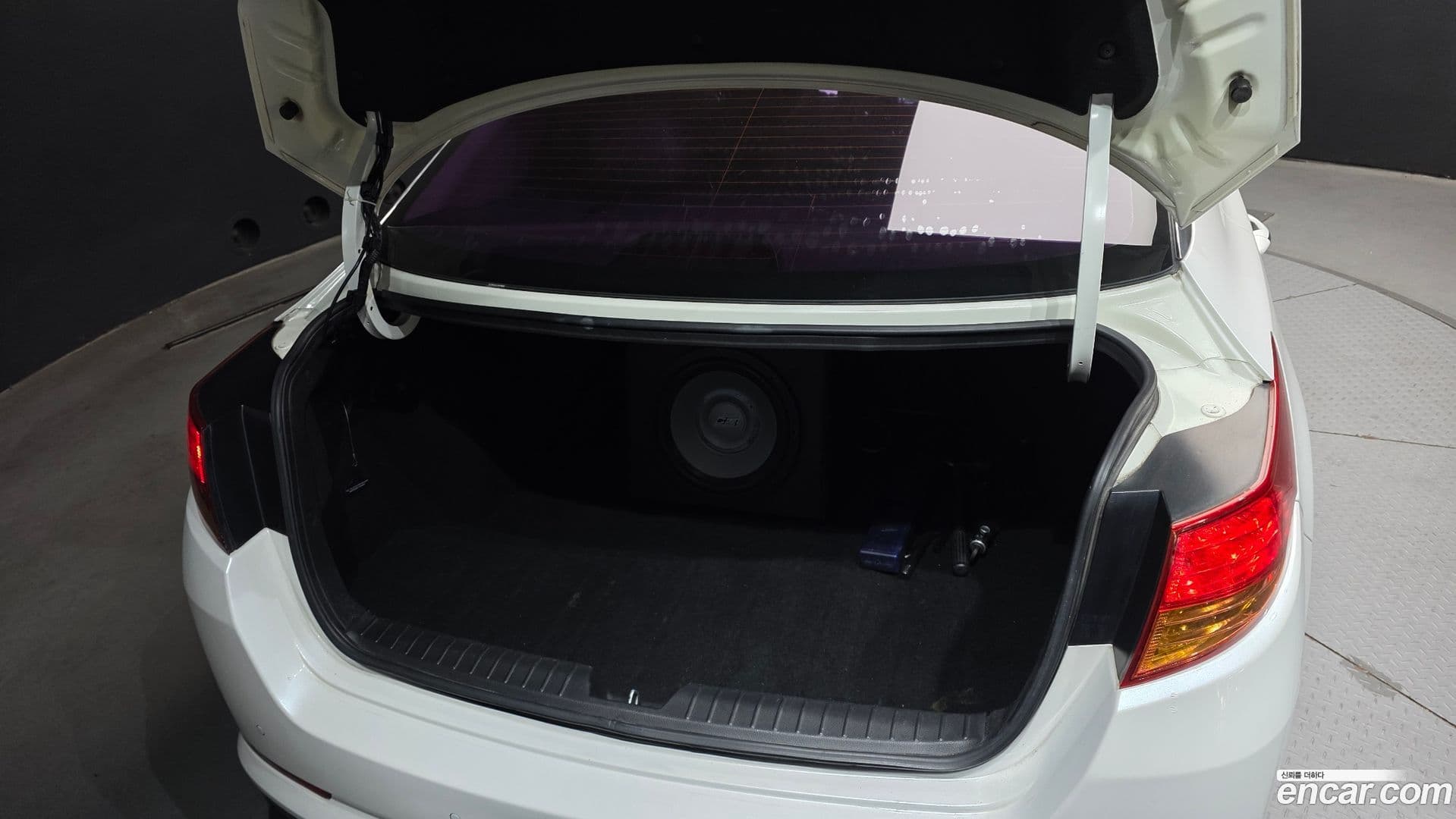 Main__Slider__Photo:K5 Kia 2012.0-19