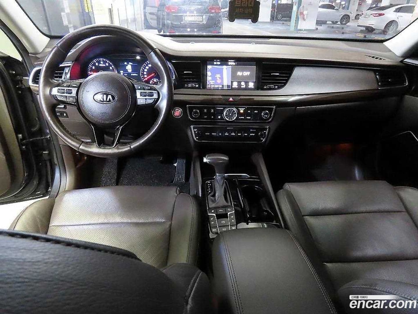 Main__Slider__Photo:K7 Kia 2019.0-9