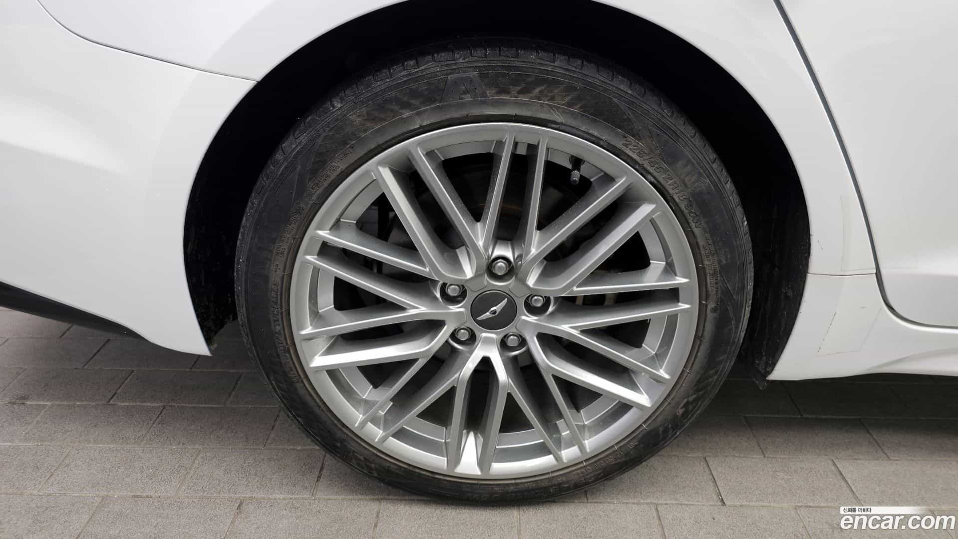 G70 Genesis 2020.6-OUTER-005