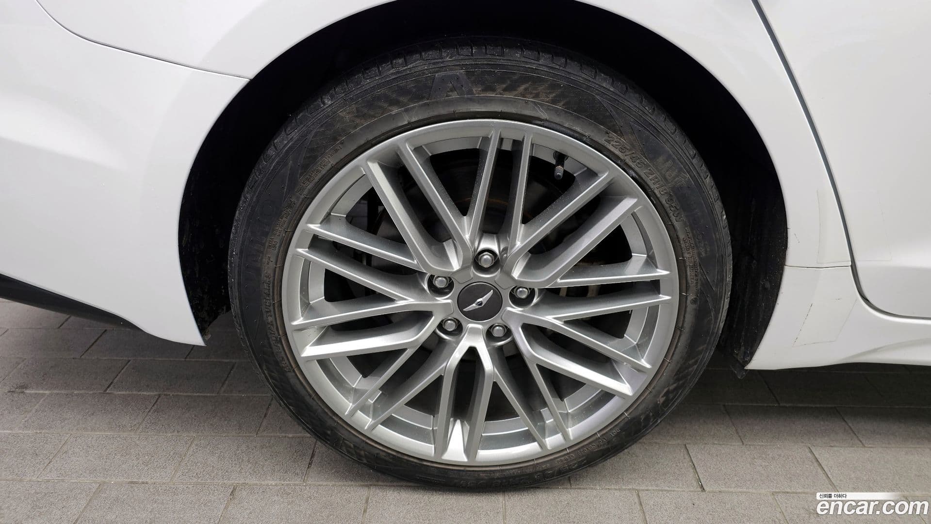 Main__Slider__Photo:G70 Genesis 2020.6-4