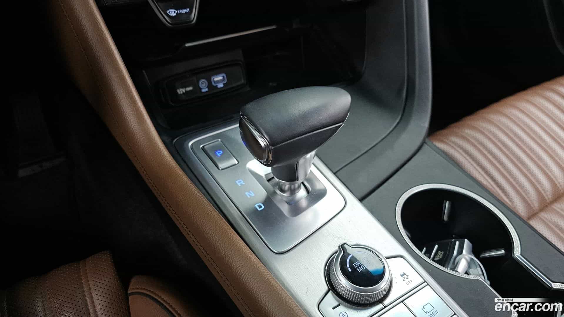 G70 Genesis 2020.6-INNER-009