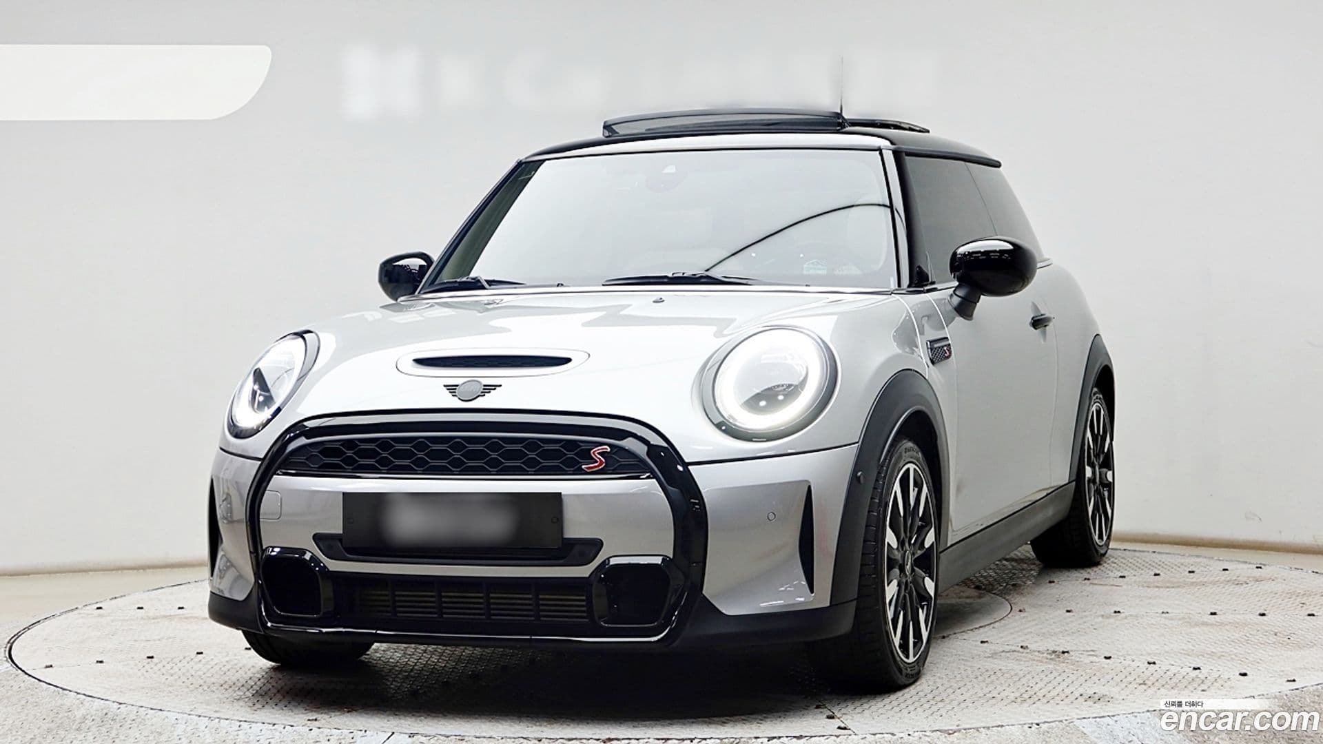 Main__Slider__Photo:Cooper Mini 2023.3-0